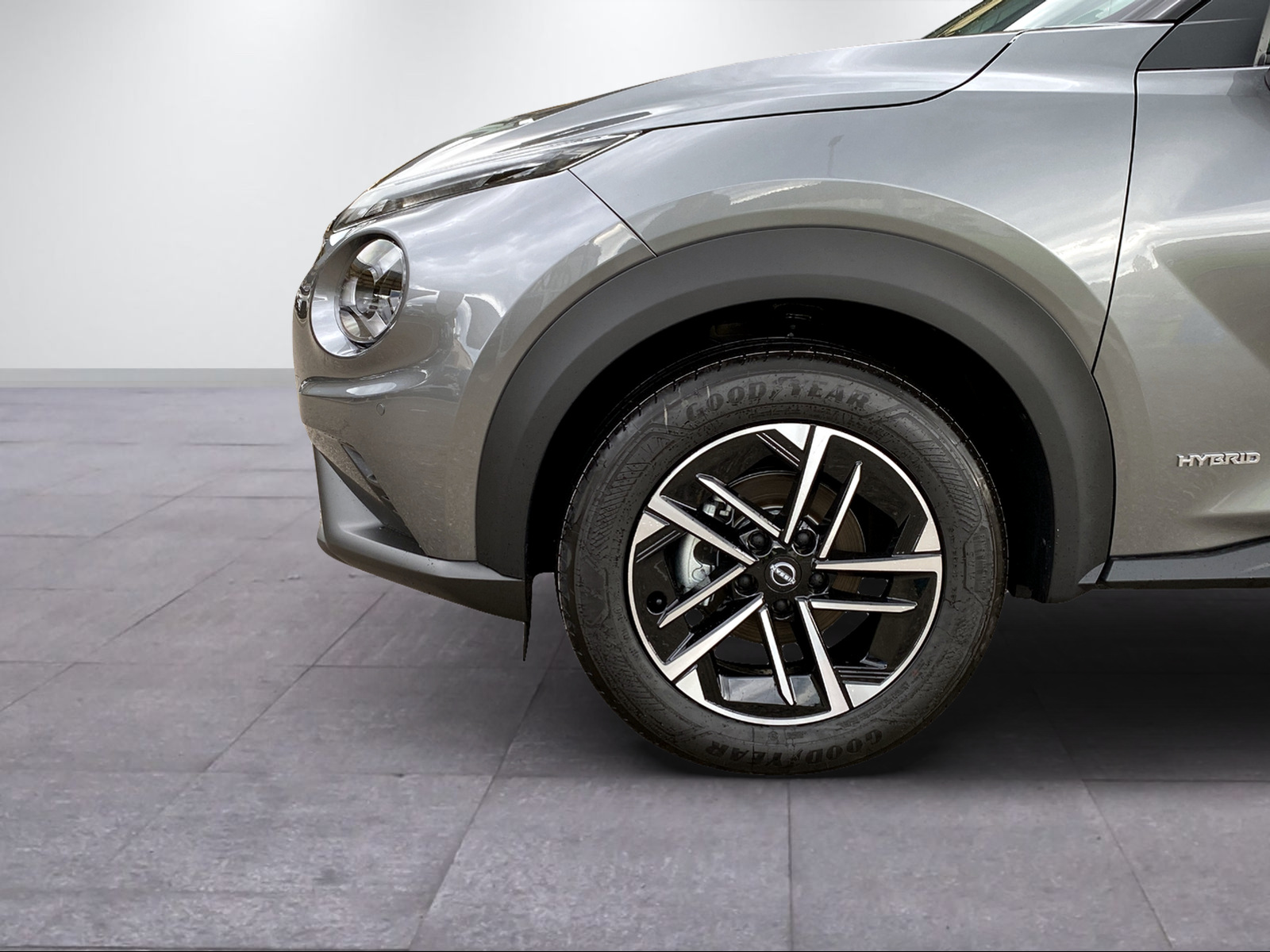 NISSAN Juke 1.6 Hybrid N-Connecta-image-2