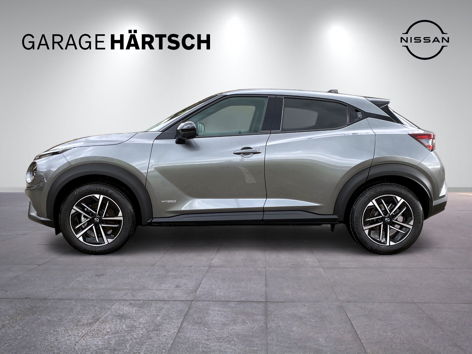NISSAN Juke 1.6 Hybrid N-Connecta-image-1