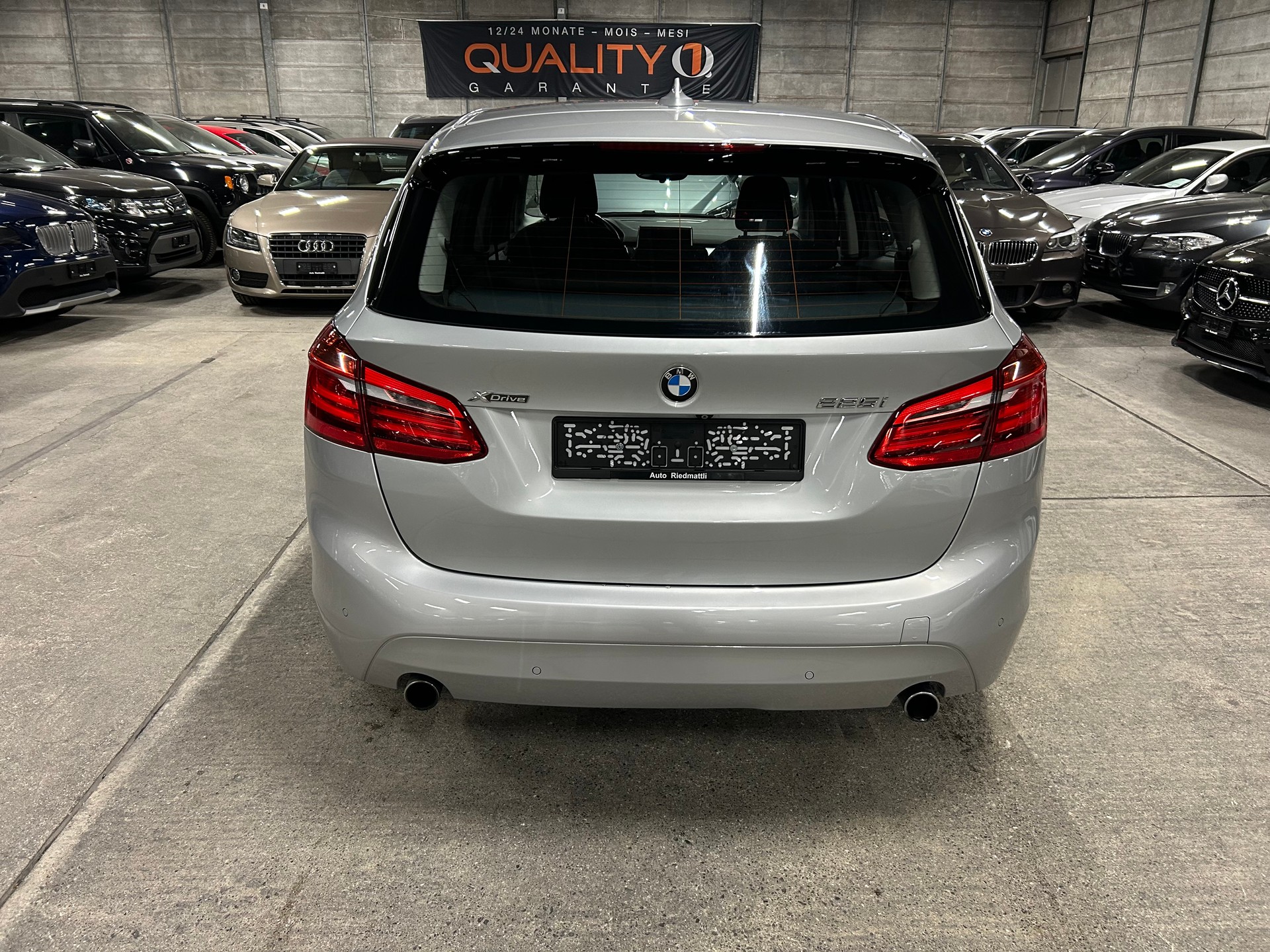 BMW 225i xDrive Active Tourer Steptronic-image-4