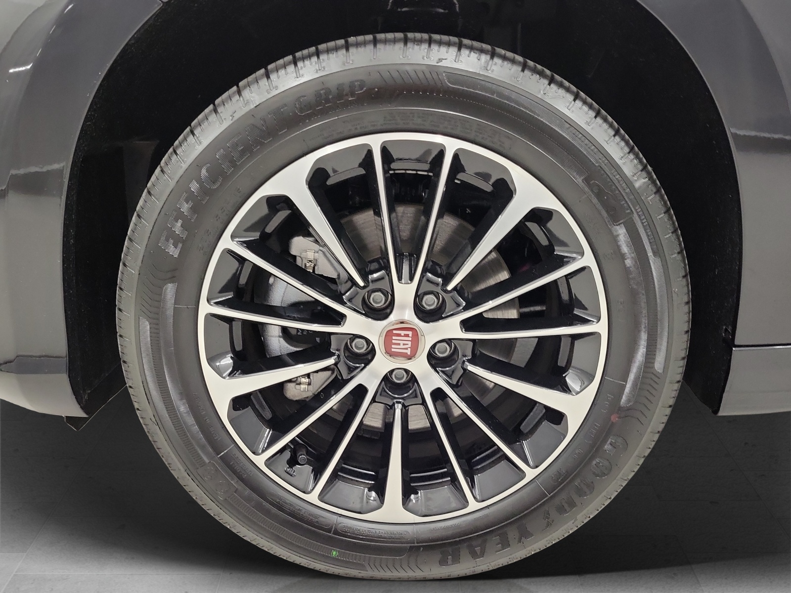 FIAT Tipo SW 1.5 Hybrid Swiss Edition-image-5