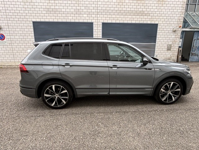 VW Tiguan Allspace 2.0 TDI SCR R-Line 4Motion DSG-image-2