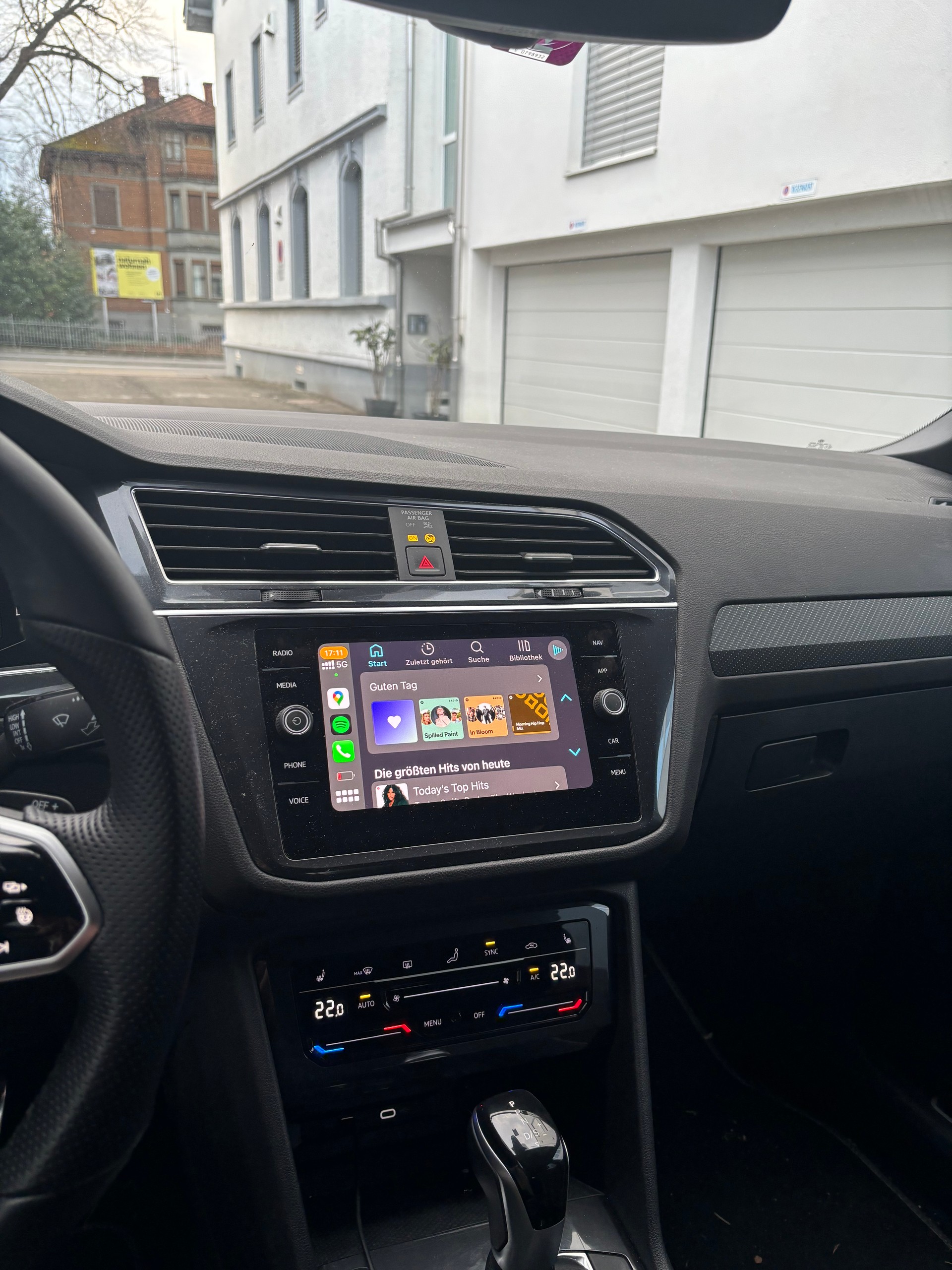 VW Tiguan Allspace 2.0 TDI SCR R-Line 4Motion DSG-image-6