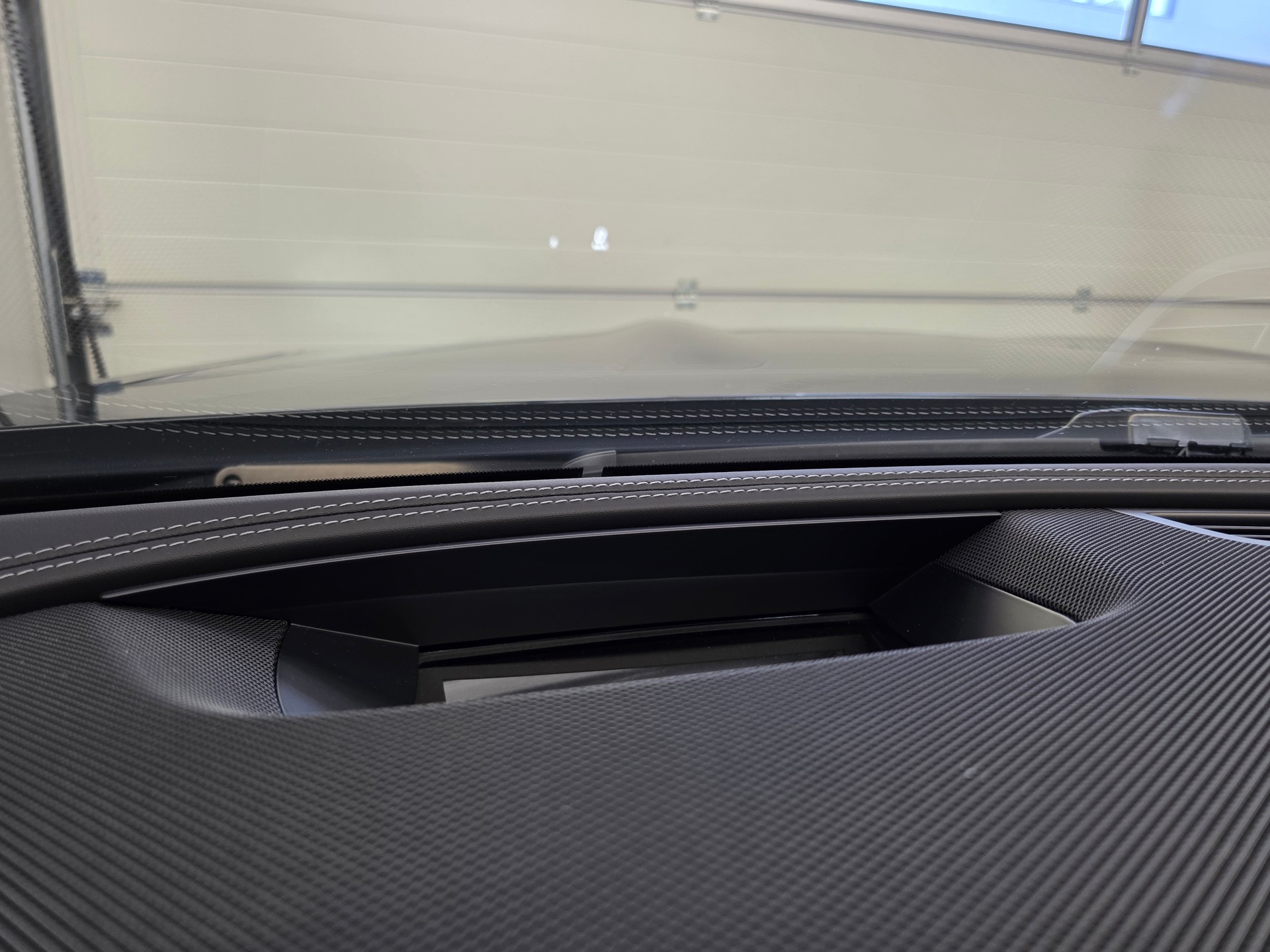 MERCEDES-BENZ E 400 Coupé AMG Line 4 Matic 9G-Tronic-image-7