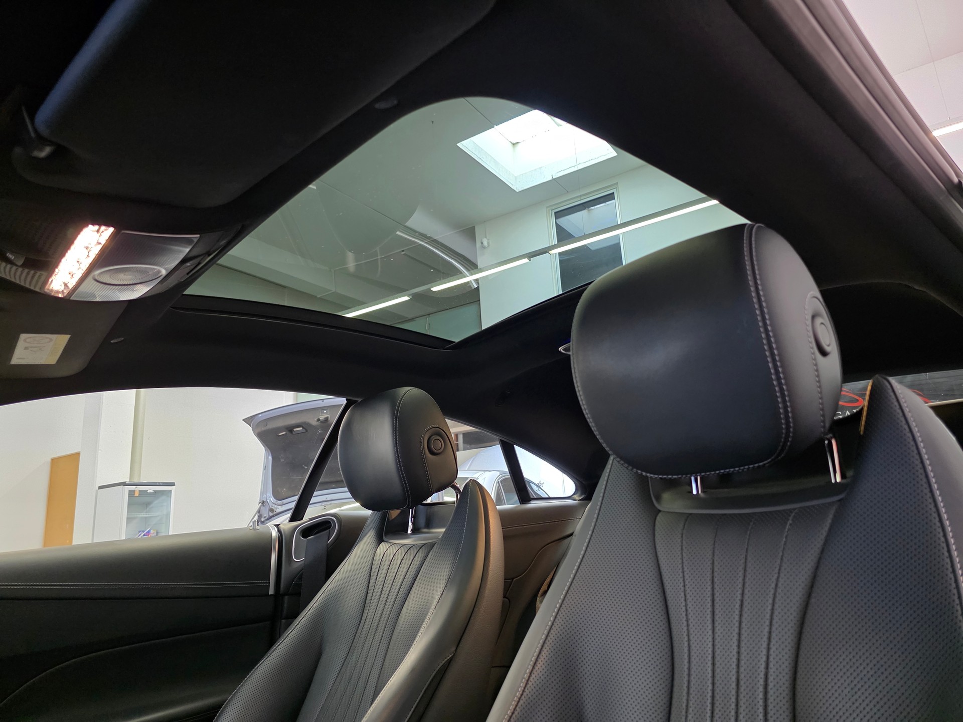 MERCEDES-BENZ E 400 Coupé AMG Line 4 Matic 9G-Tronic-image-14