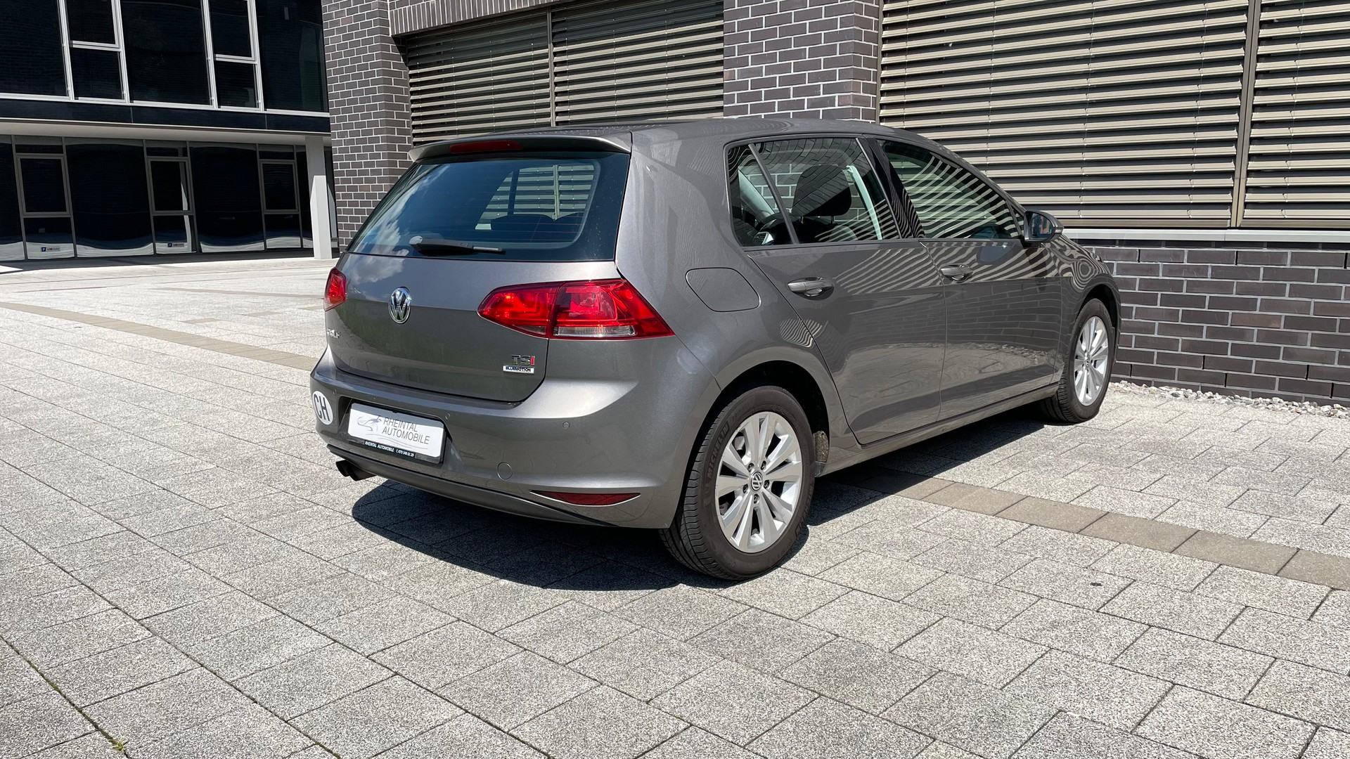 VW Golf 1.4 TSI Start-image-11