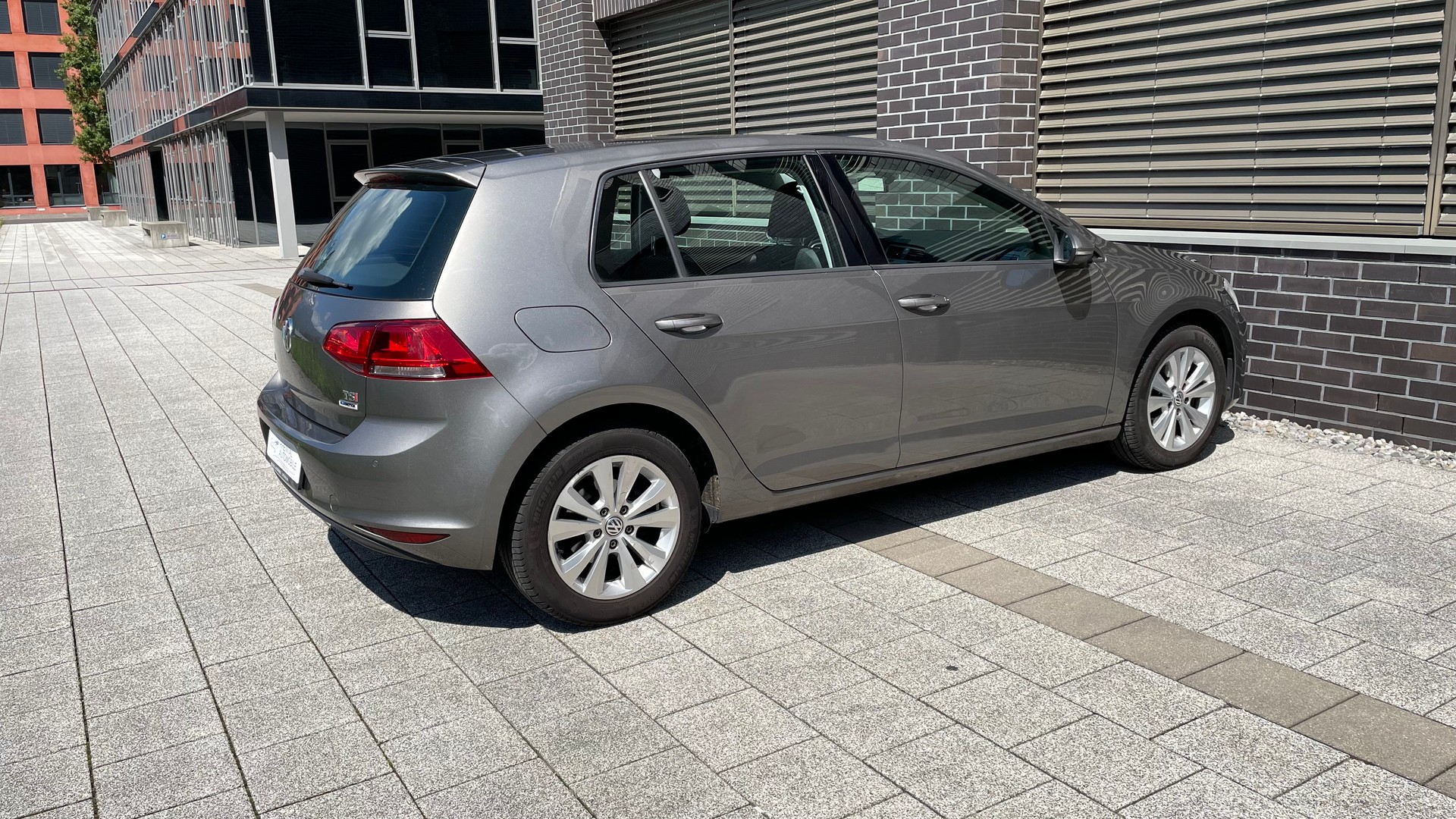 VW Golf 1.4 TSI Start-image-12