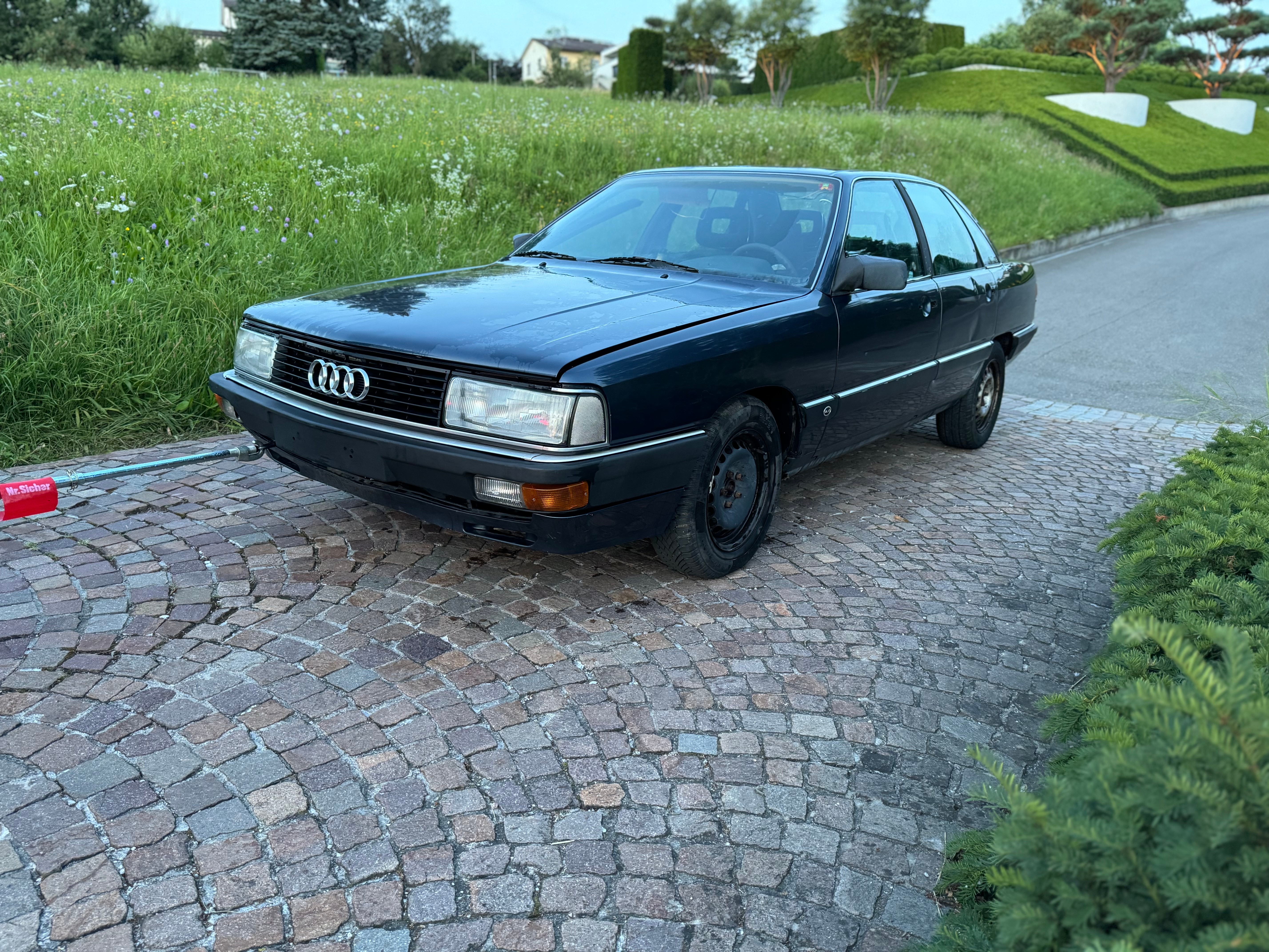 Car photo