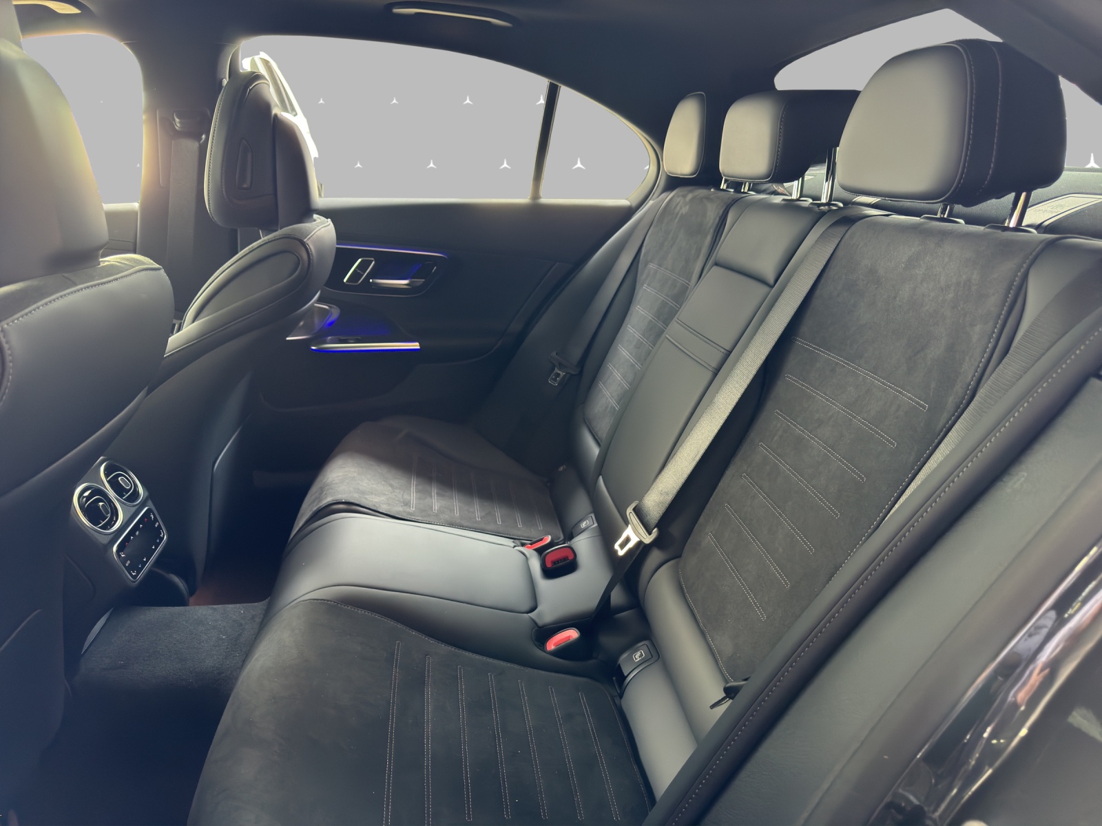 MERCEDES-BENZ C 220 d 4 Matic Swiss Star-image-10