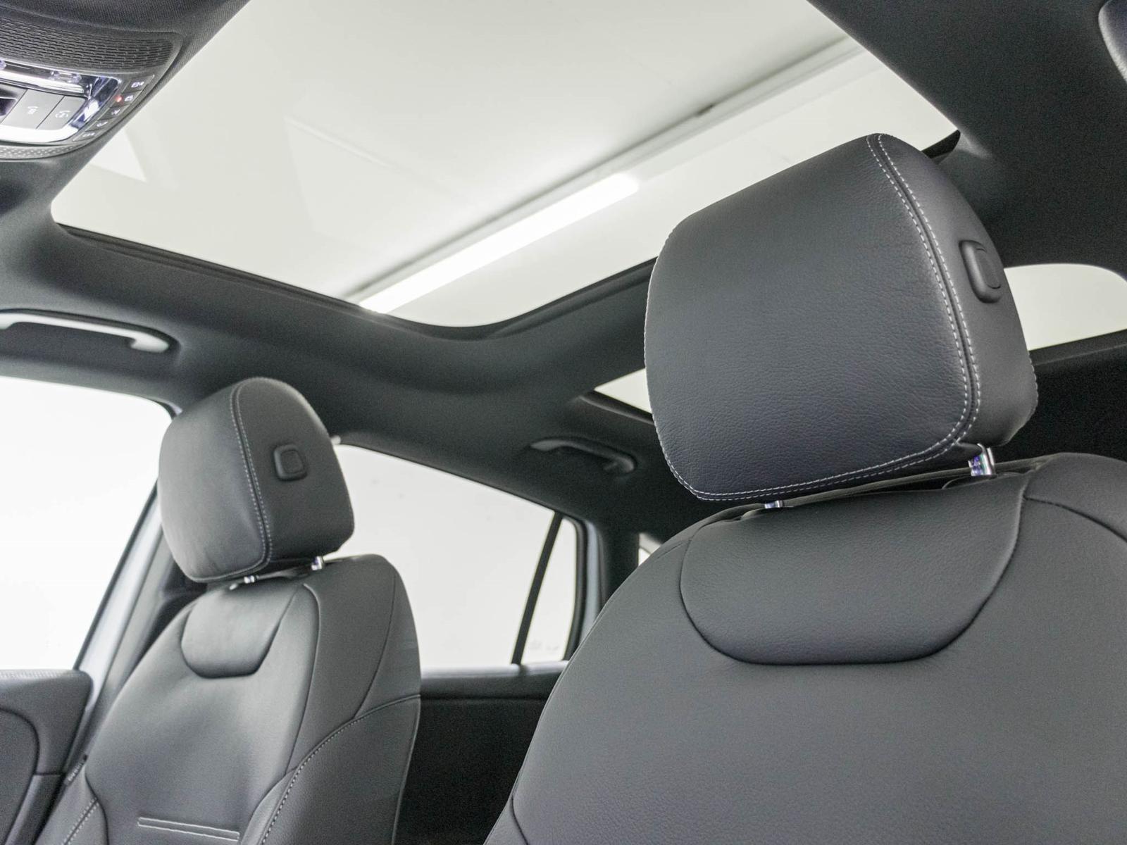 MERCEDES-BENZ GLA 45 AMG S 4MATIC+-image-9