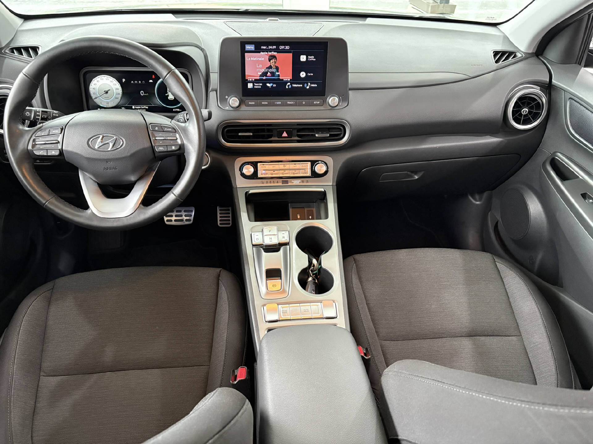 HYUNDAI Kona Electric Amplia-image-2