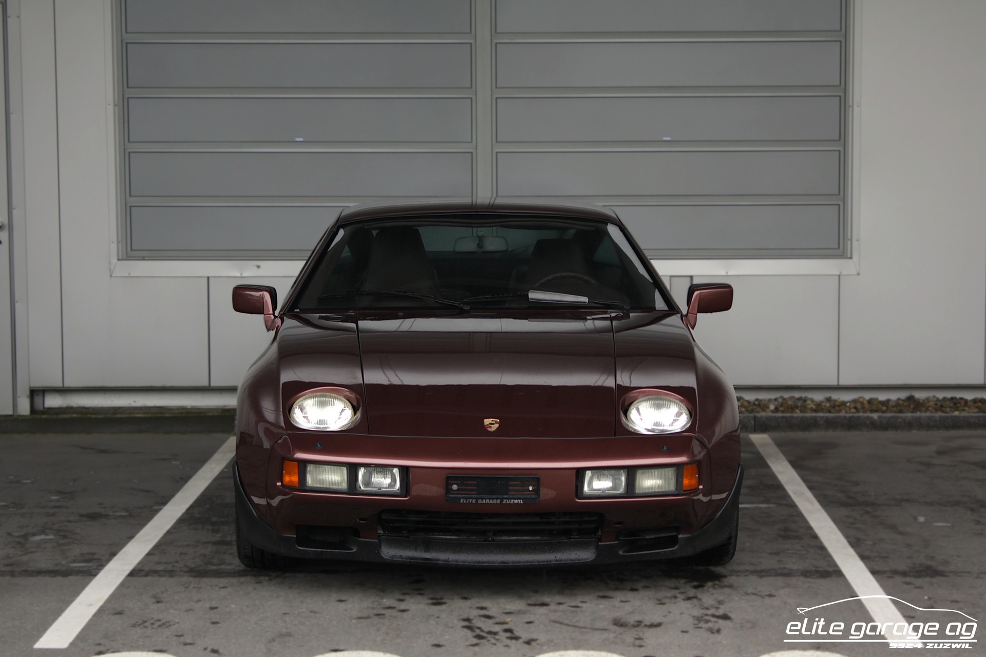 PORSCHE 928 S A-image-7