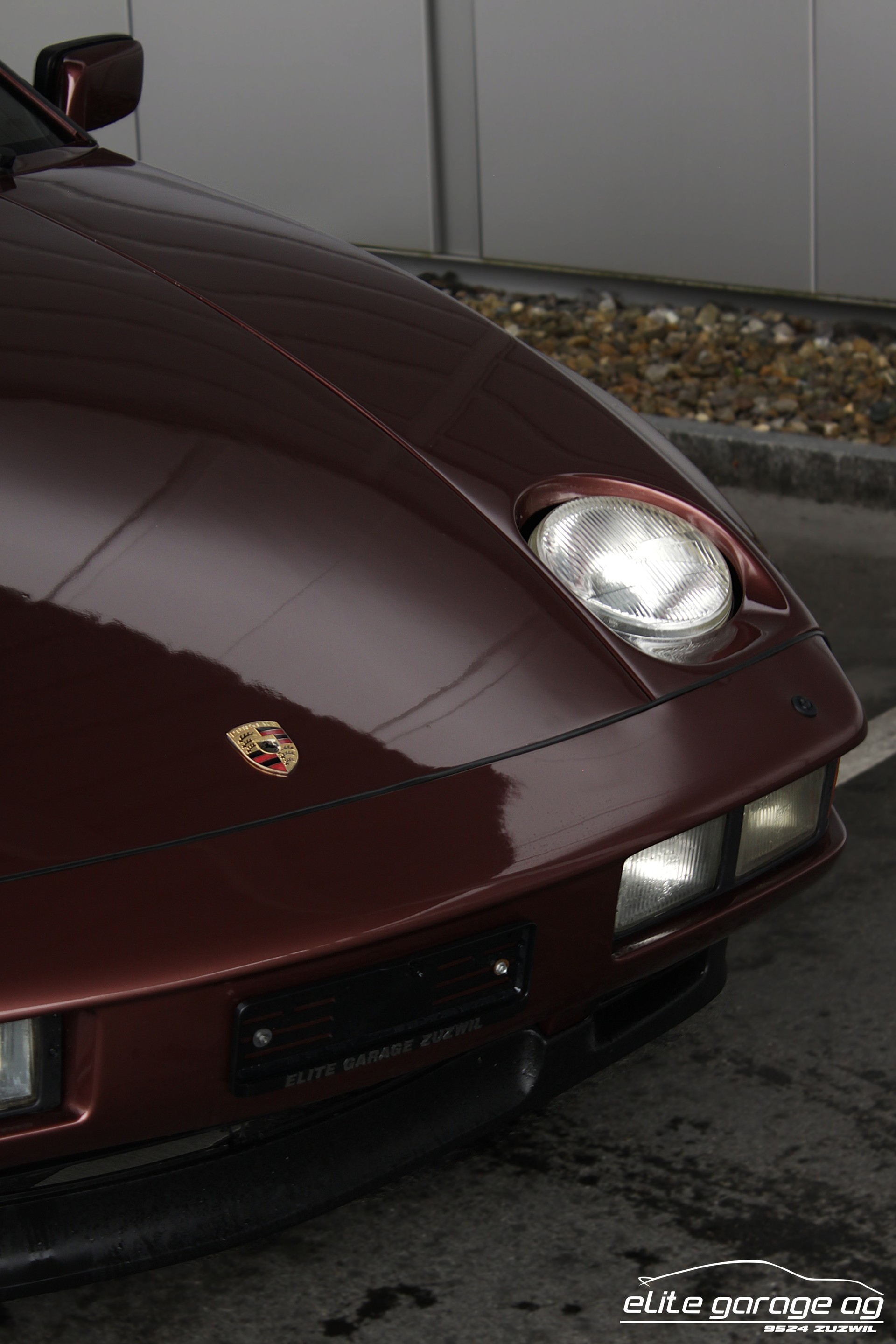 PORSCHE 928 S A-image-11