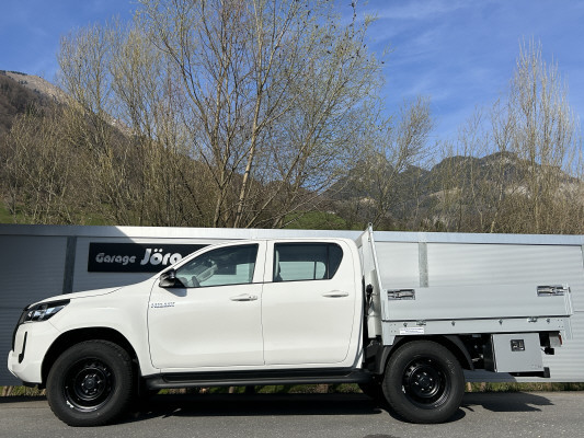 TOYOTA Hilux 2.8d Comf. DC 4x4-image-2