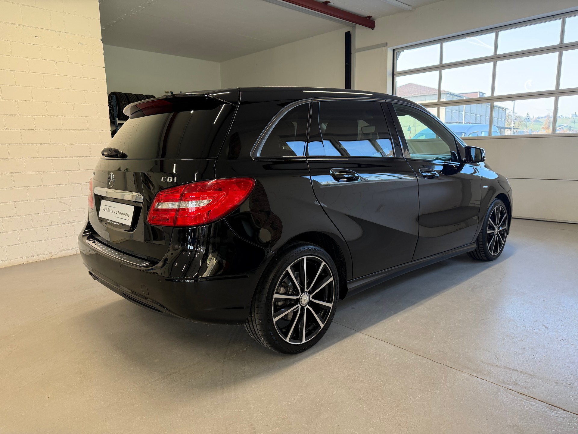 MERCEDES-BENZ B 200 CDI 7G-DCT-image-6