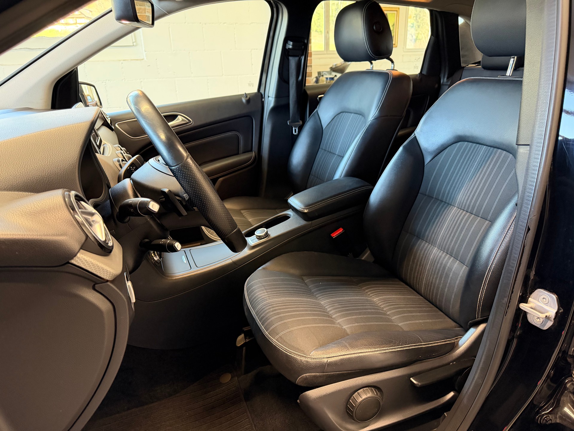 MERCEDES-BENZ B 200 CDI 7G-DCT-image-10