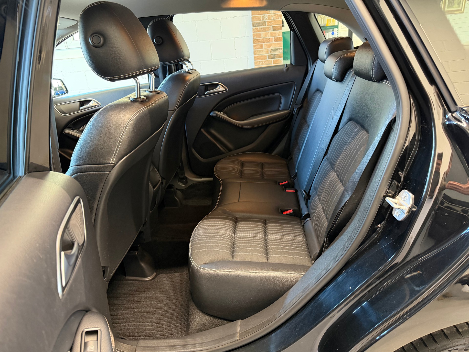 MERCEDES-BENZ B 200 CDI 7G-DCT-image-13