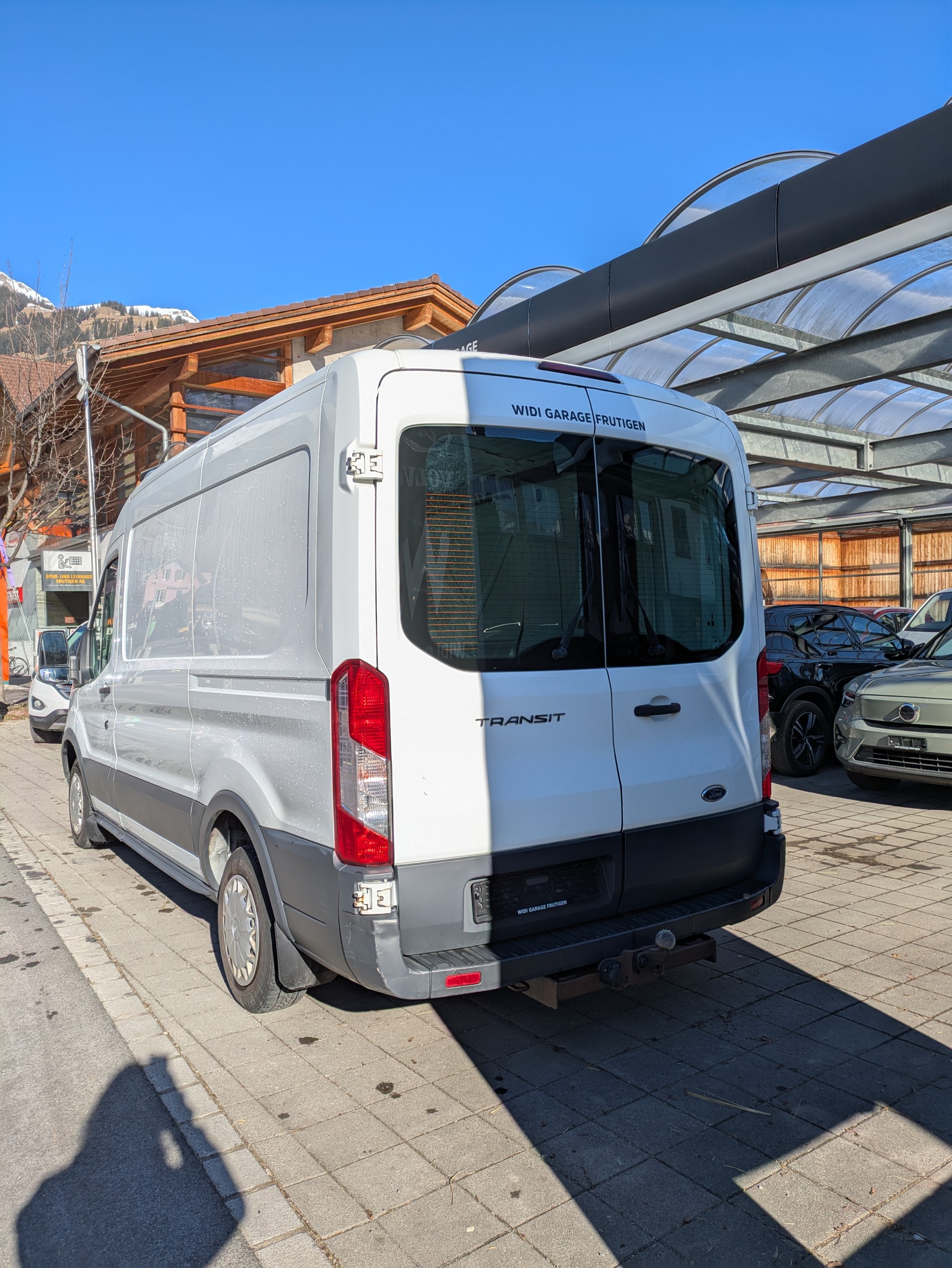 FORD Transit Van 310 L2H2 2.2 TDCi 125 Trend-image-3
