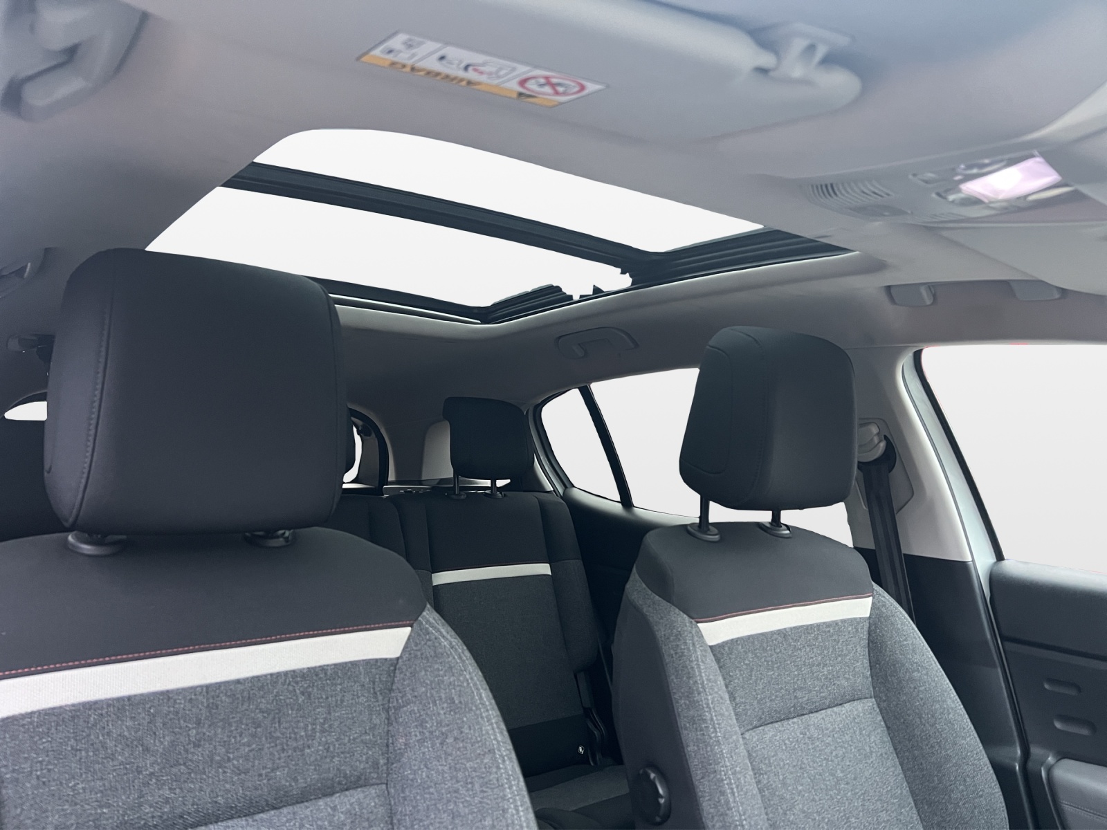 CITROEN C5 Aircross 2.0 BlueHD Shine EAT8-image-15