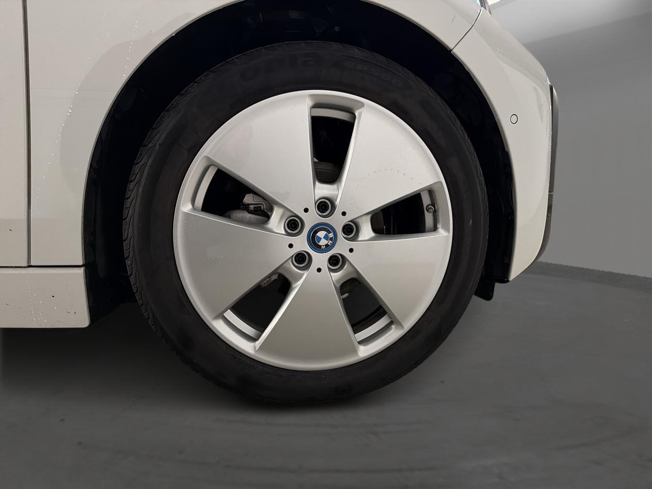 BMW i3 120 Ah-image-9