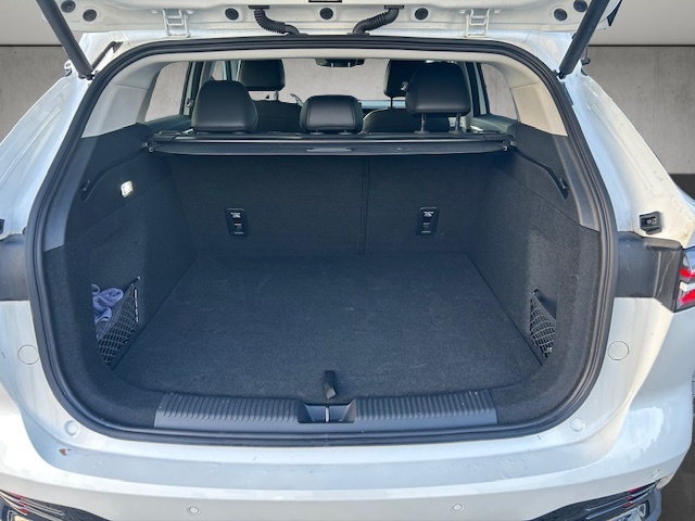 MG HS 1.5 T HEV Luxury-image-10