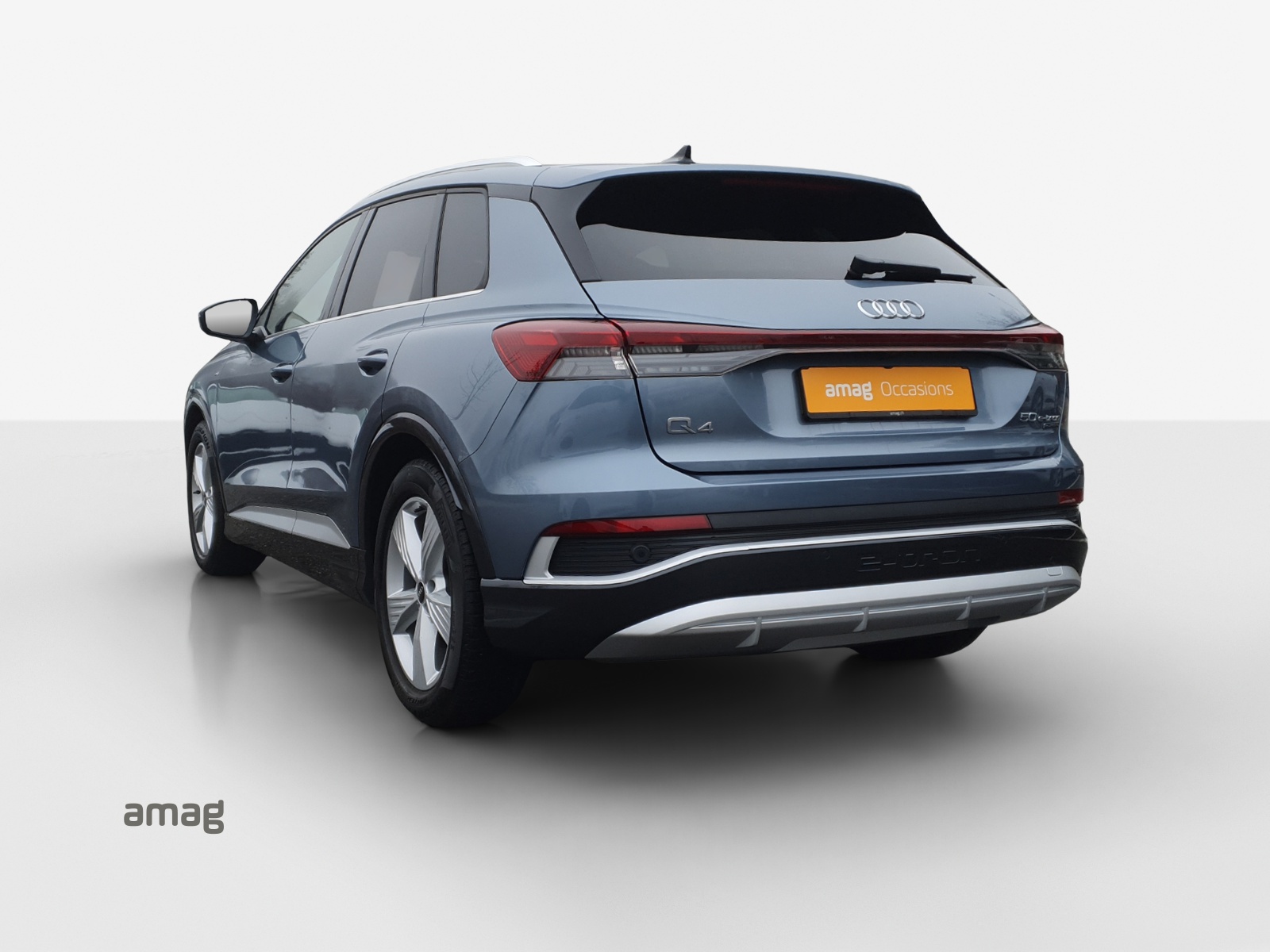 AUDI Q4 e-tron 50 quattro-image-2