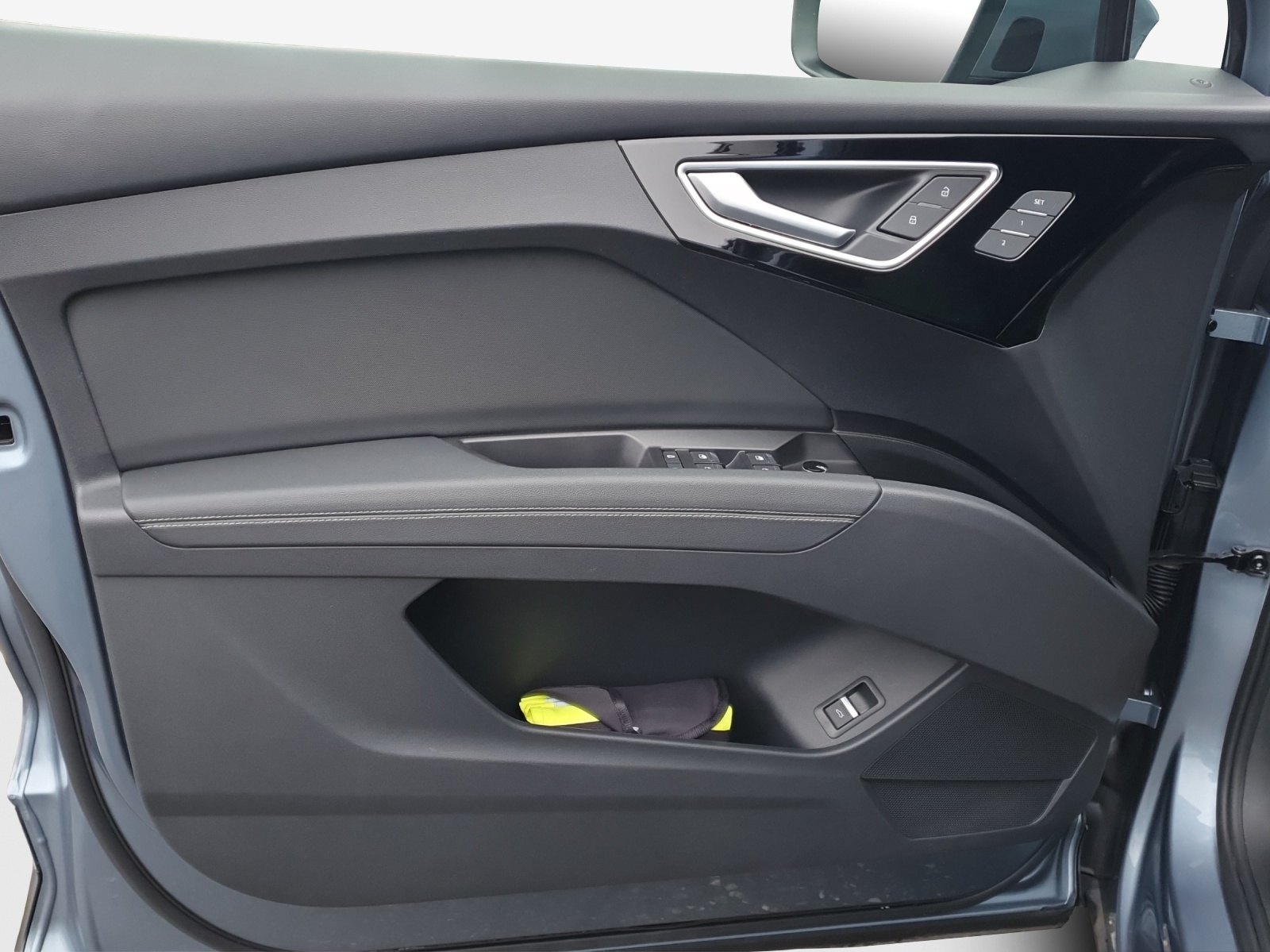 AUDI Q4 e-tron 50 quattro-image-14