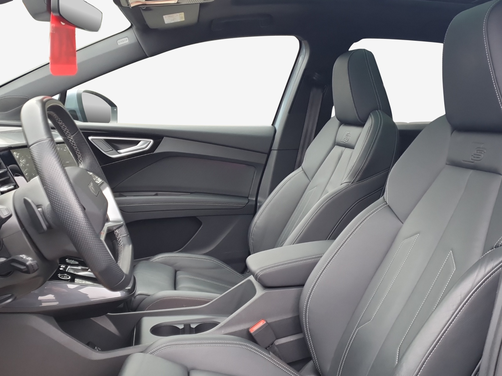 AUDI Q4 e-tron 50 quattro-image-7