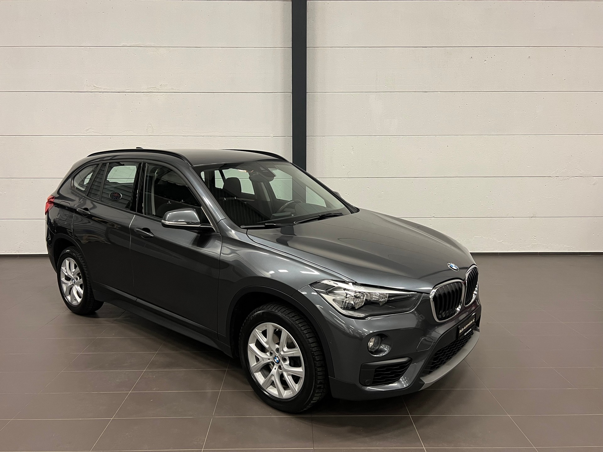 BMW X1 xDrive 18d Steptronic-image-3