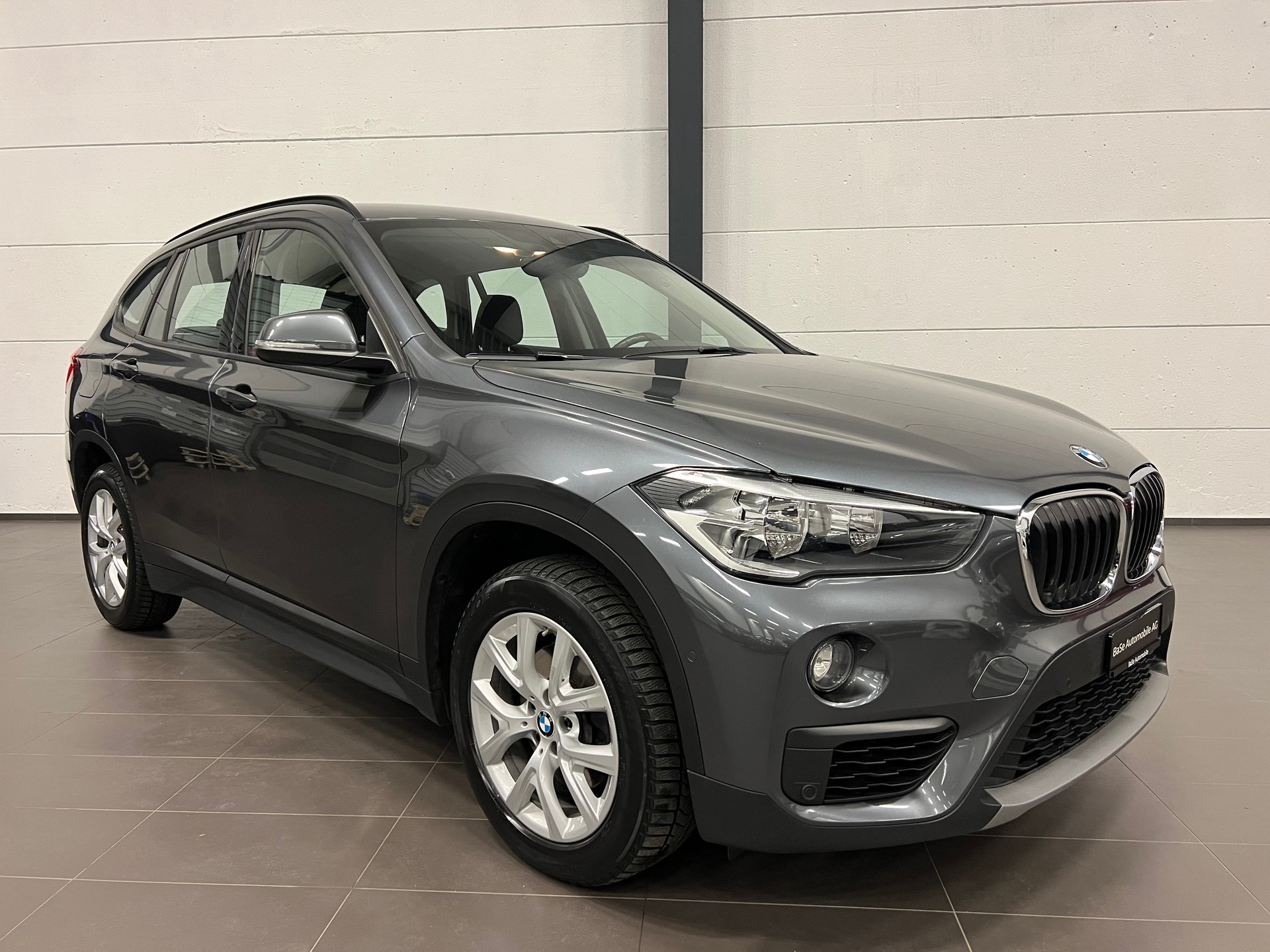 BMW X1 xDrive 18d Steptronic-image-1