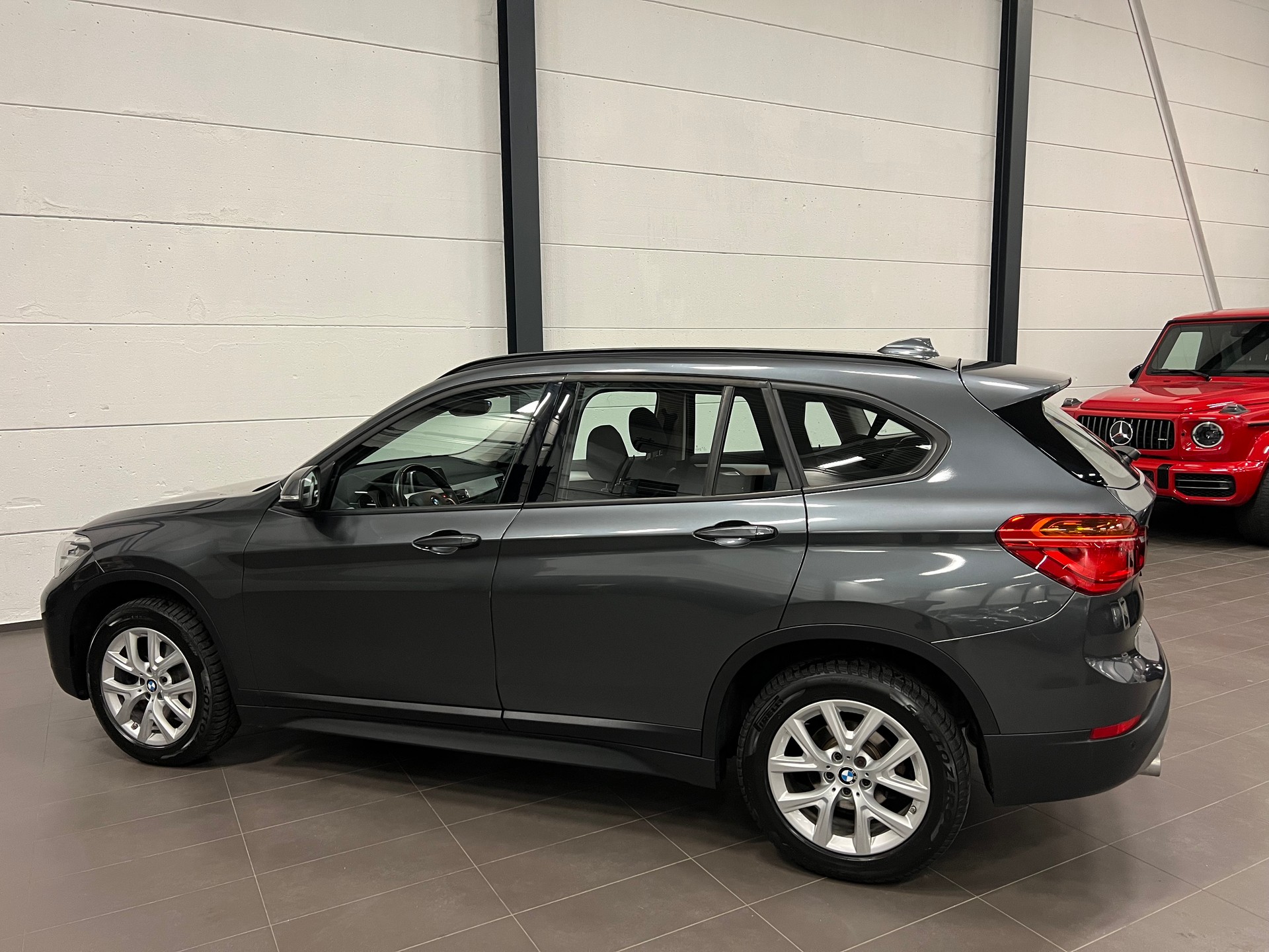 BMW X1 xDrive 18d Steptronic-image-12
