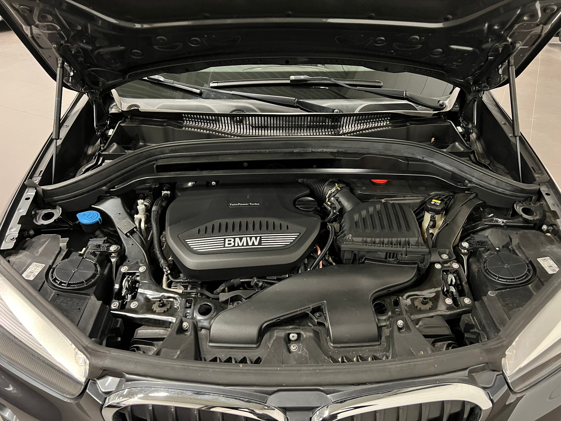 BMW X1 xDrive 18d Steptronic-image-30
