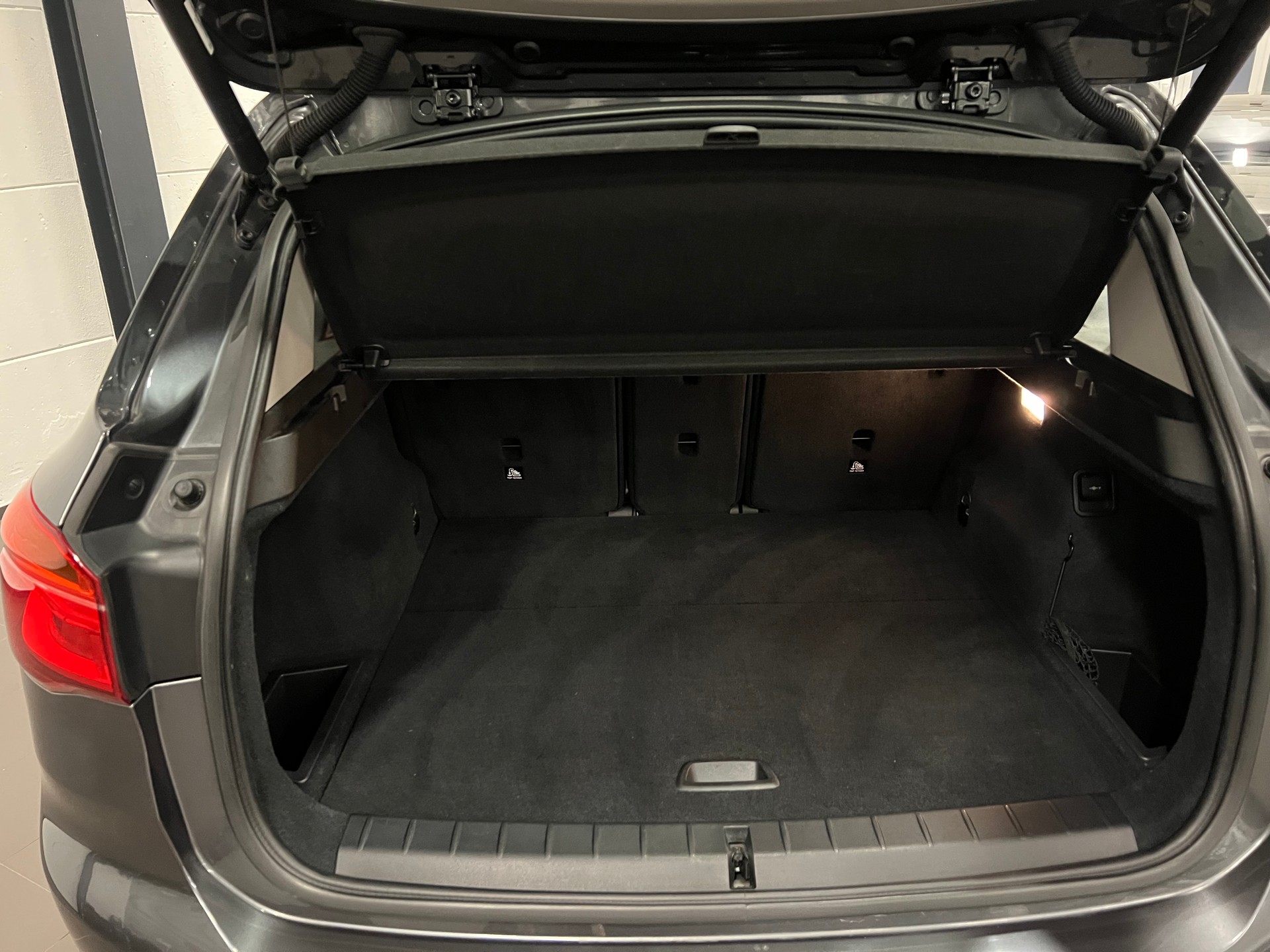 BMW X1 xDrive 18d Steptronic-image-28