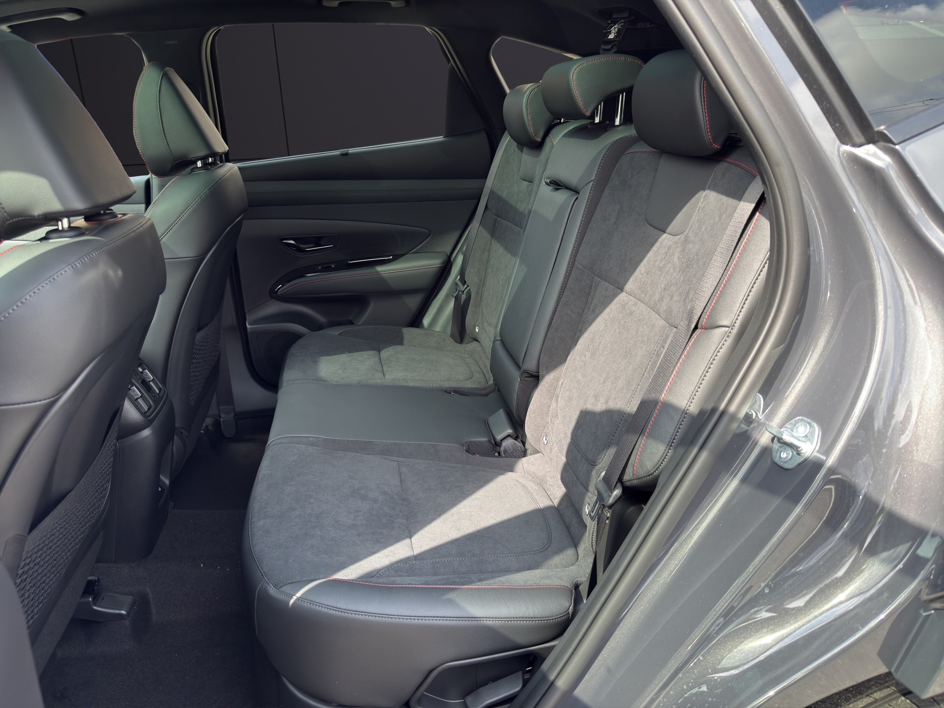 HYUNDAI Tucson 1.6 TGDI HEV N Line LUX pack 4WD-image-15