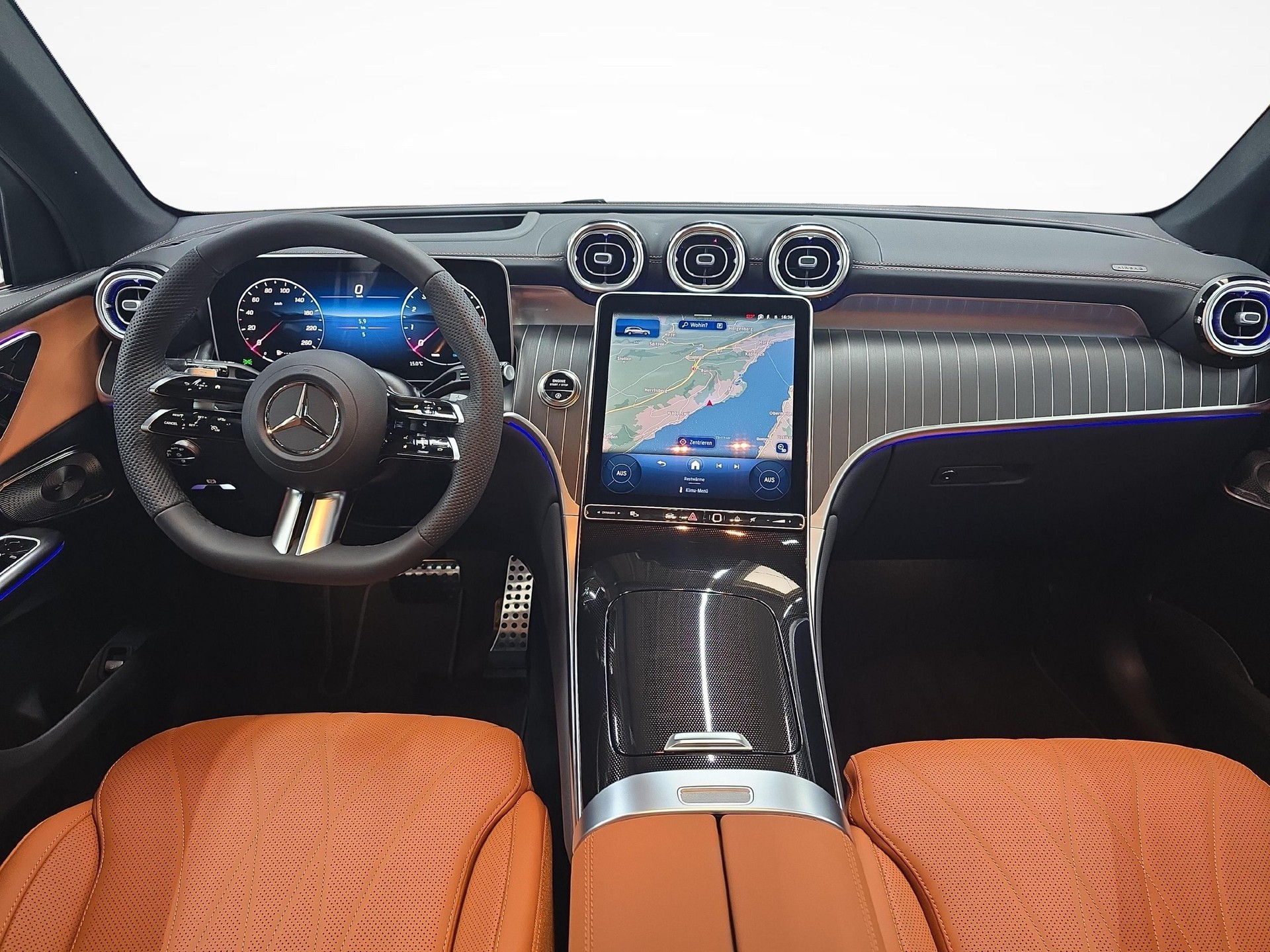 MERCEDES-BENZ GLC 300 4MATIC AMG Line-image-6