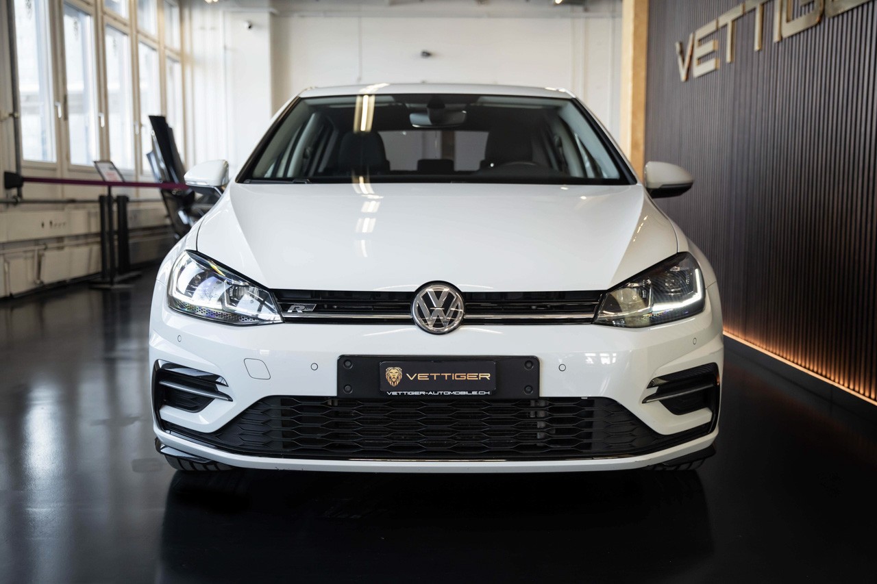 VW Golf 1.5 TSI EVO R-Line Comfortline-image-1