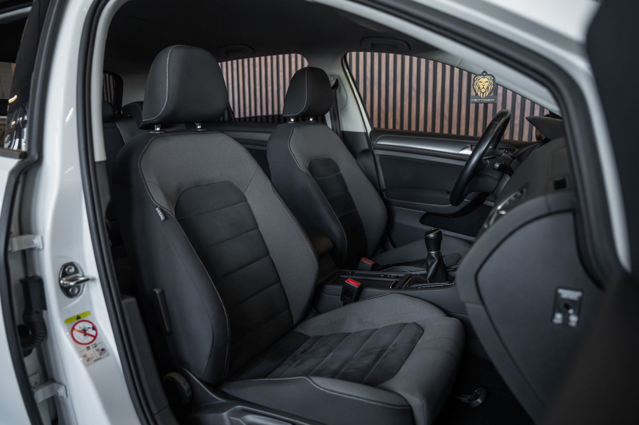 VW Golf 1.5 TSI EVO R-Line Comfortline-image-15