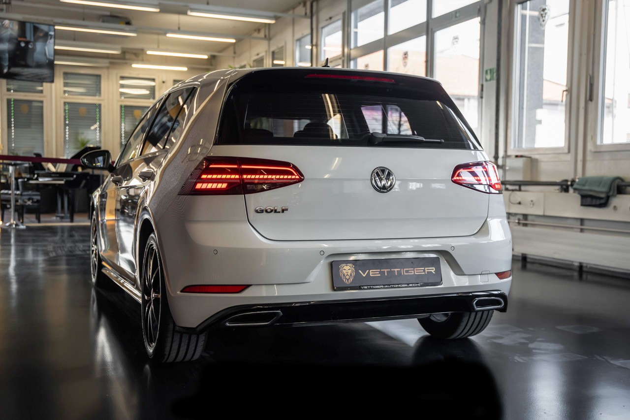 VW Golf 1.5 TSI EVO R-Line Comfortline-image-3