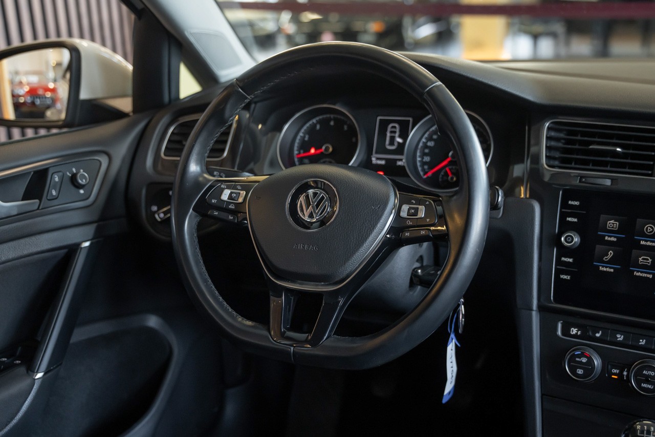 VW Golf 1.5 TSI EVO R-Line Comfortline-image-27