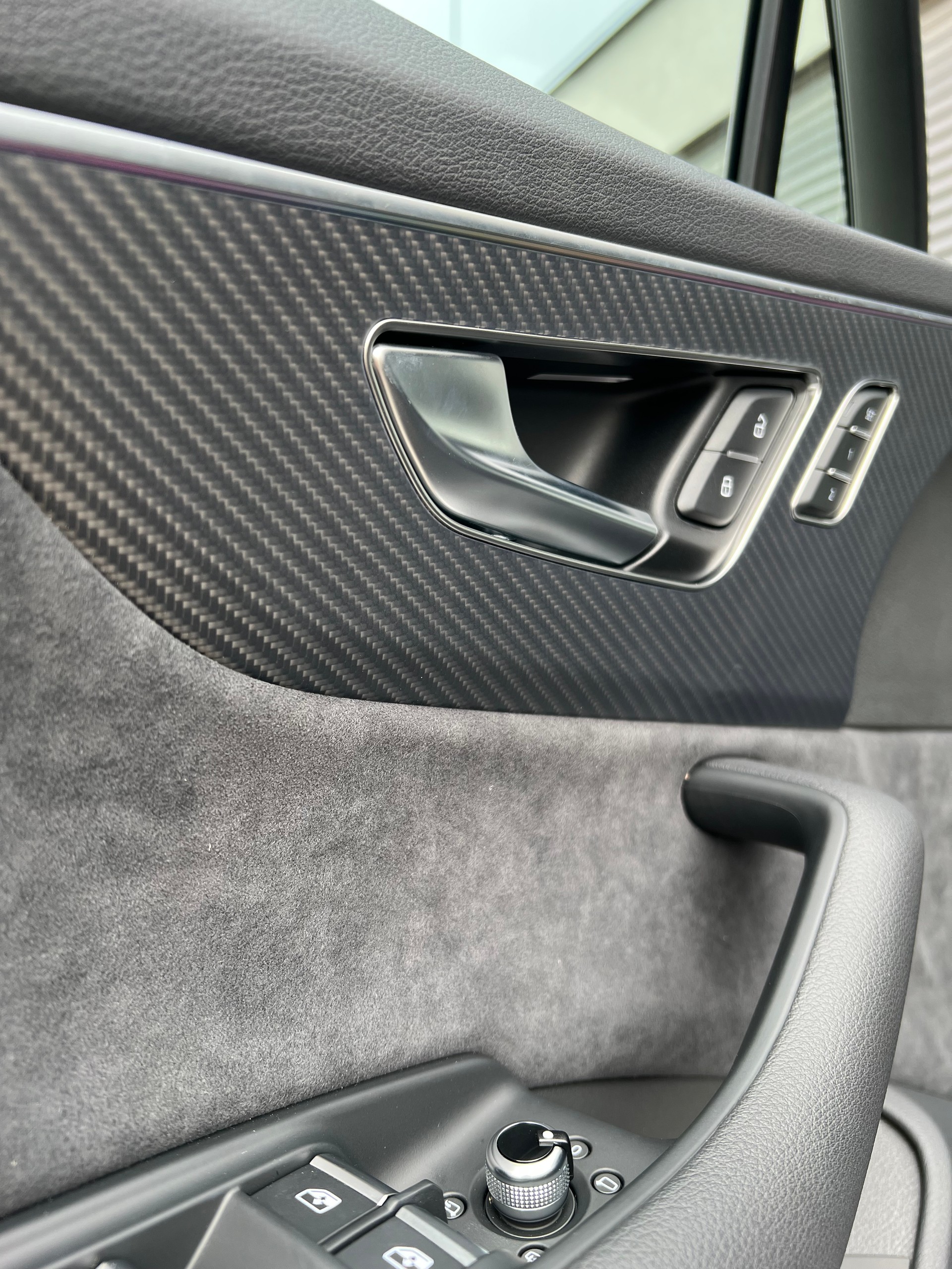AUDI SQ7 TFSI quattro tiptronic-image-11
