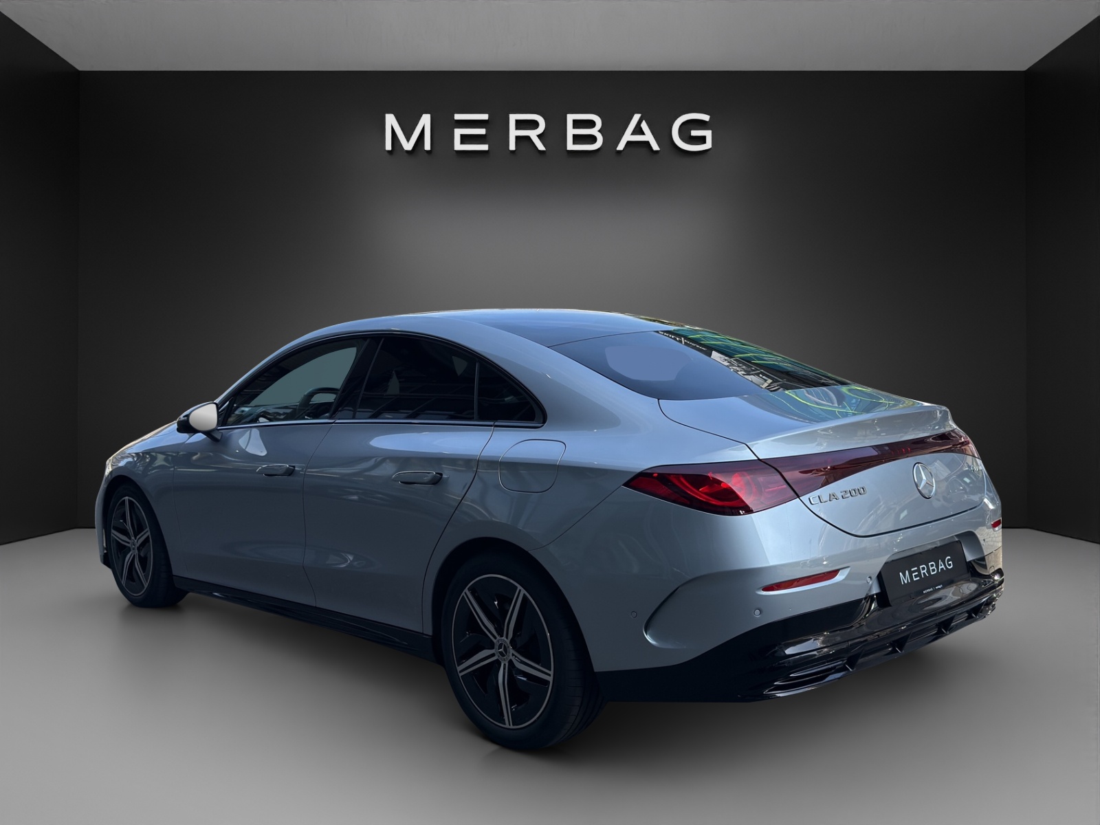 MERCEDES-BENZ CLA 200 8G-DCT-image-2