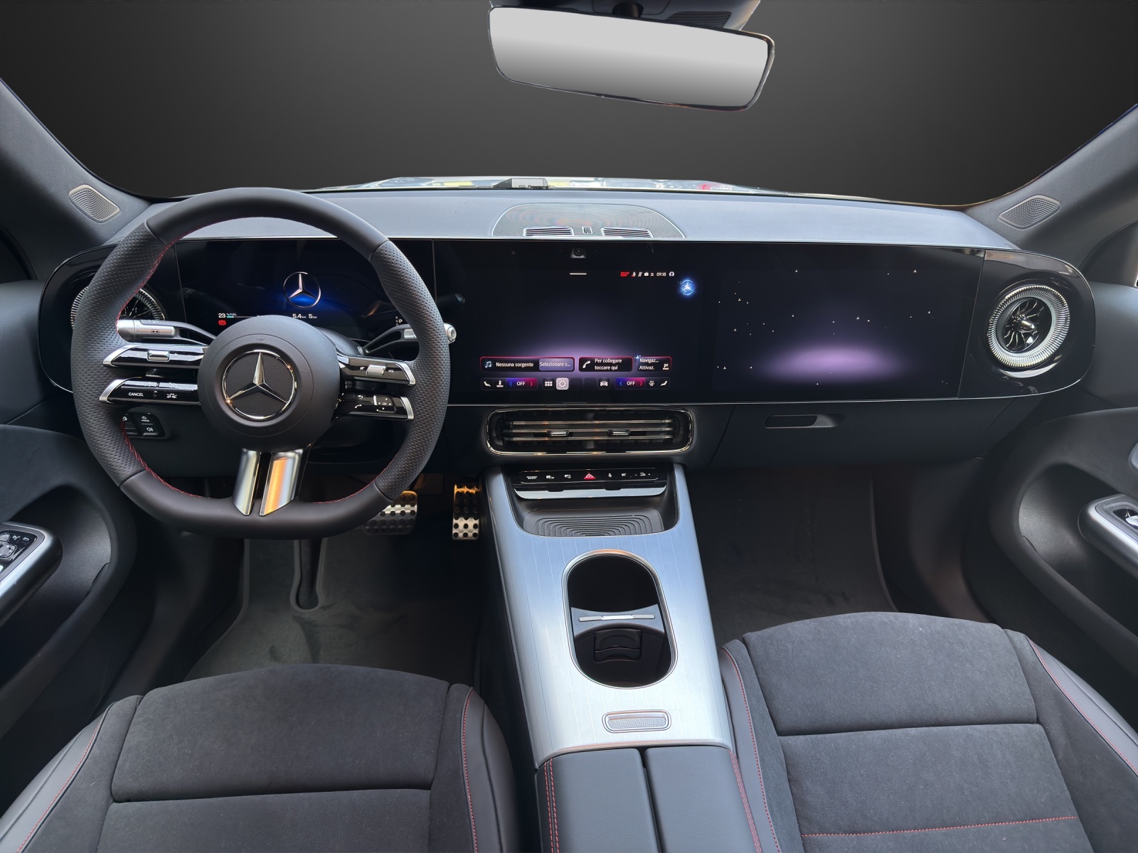 MERCEDES-BENZ CLA 200 8G-DCT-image-10