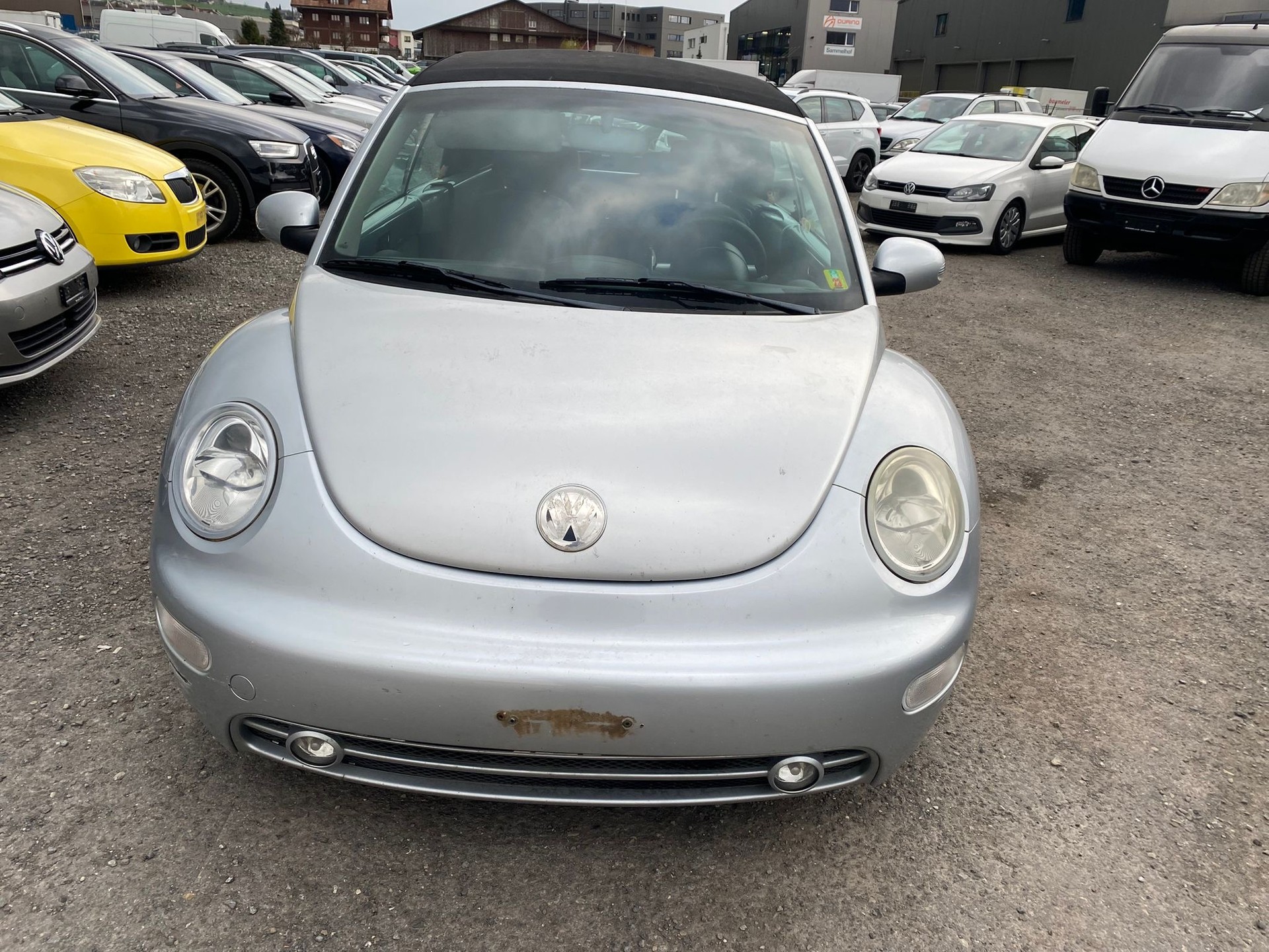 VW Beetle Cabrio 1.6-image-1