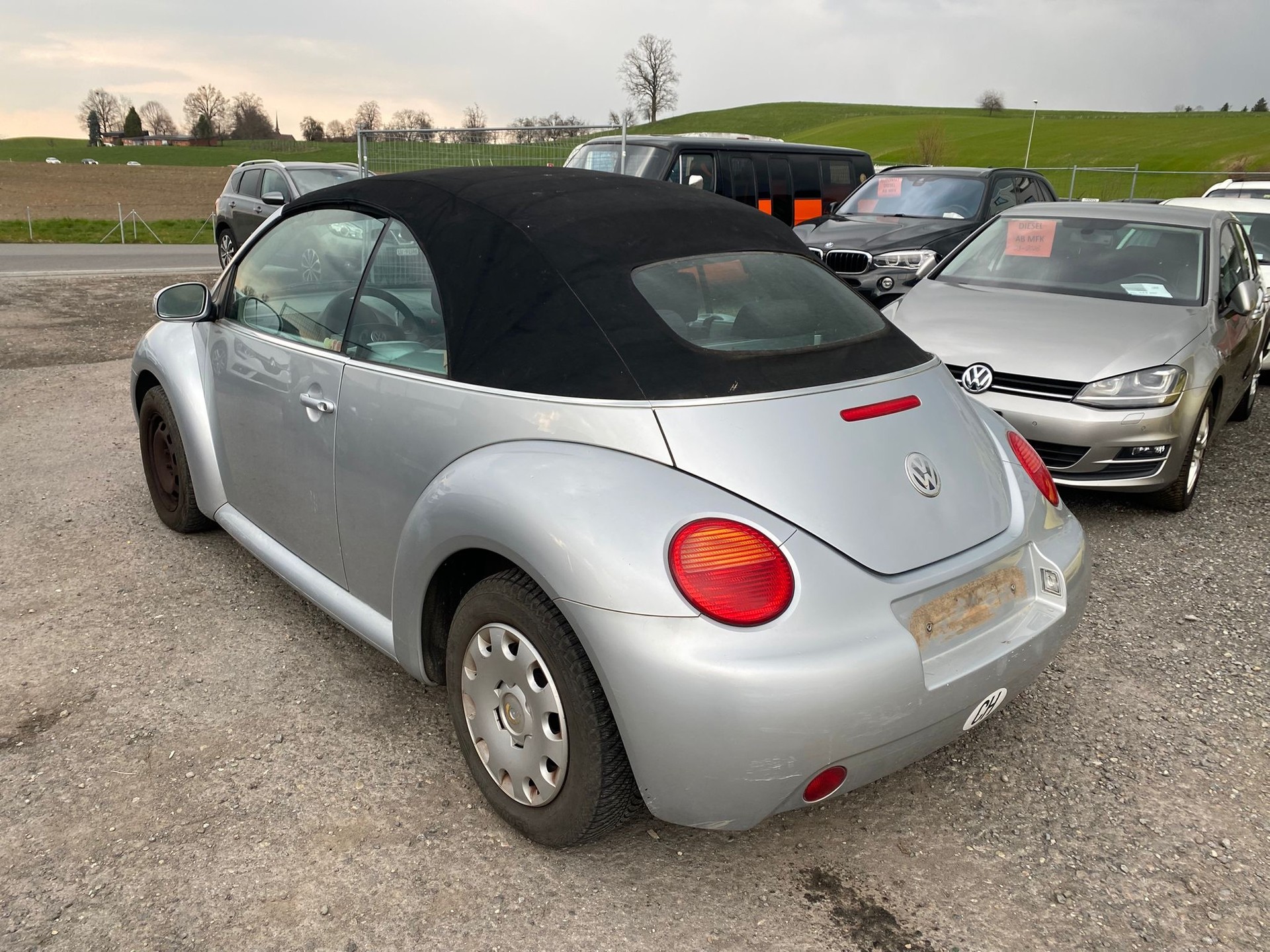 VW Beetle Cabrio 1.6-image-3