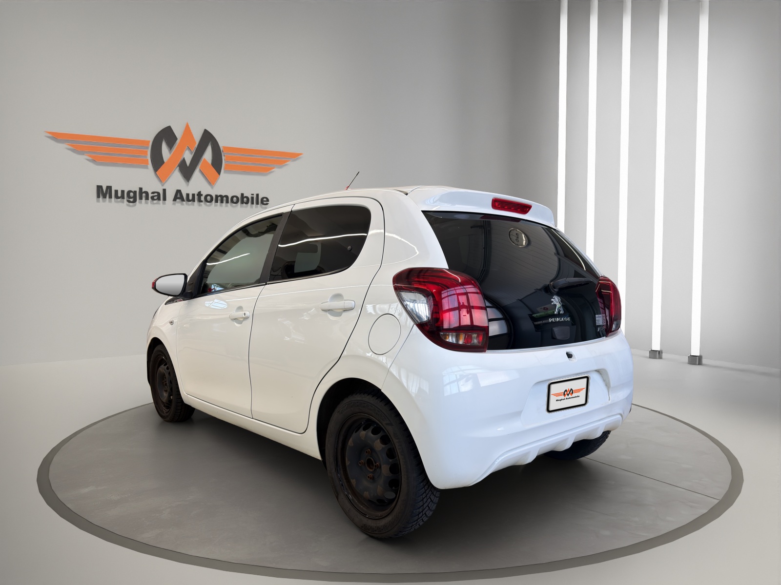 PEUGEOT 108 1.2 VTi Active-image-3