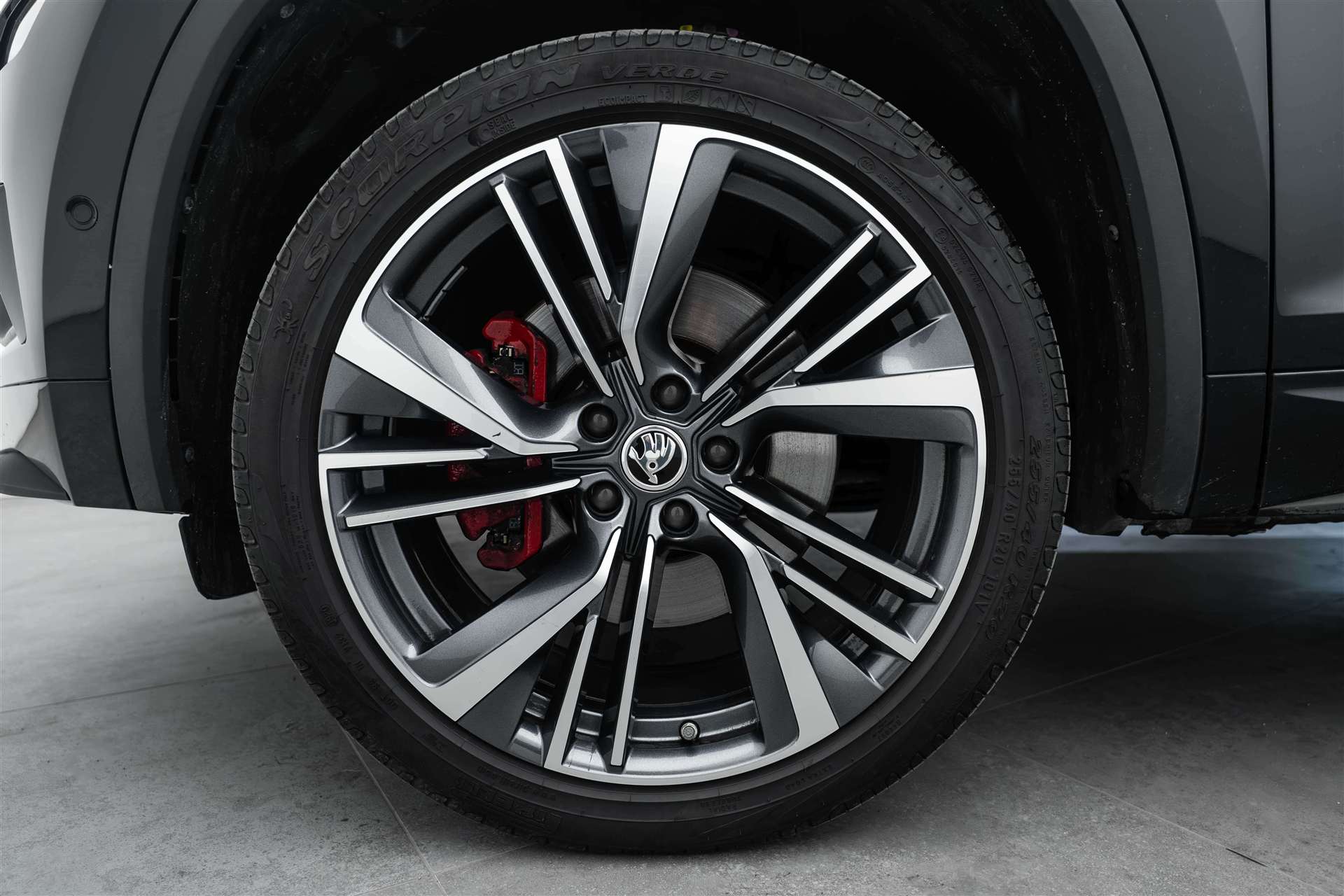 SKODA Kodiaq 2.0 Bi-TDI SCR RS 4x4 DSG 240PS-image-6