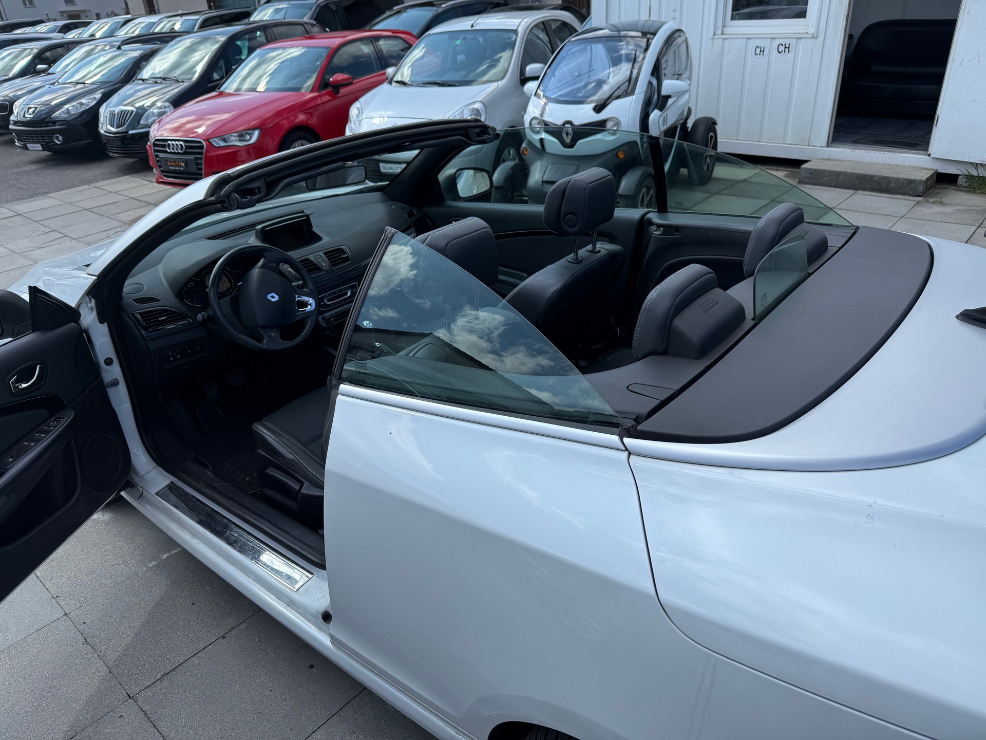RENAULT Mégane CC 1.2 16V Turbo GT Line-image-7