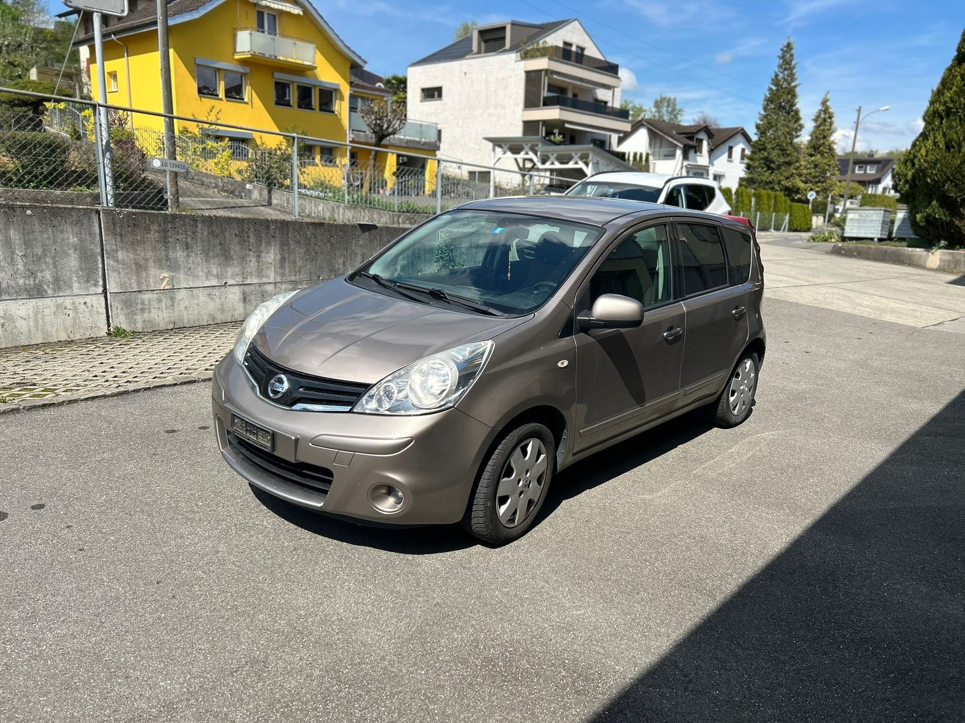 NISSAN Note 1.6 tekna Automatic-image-1