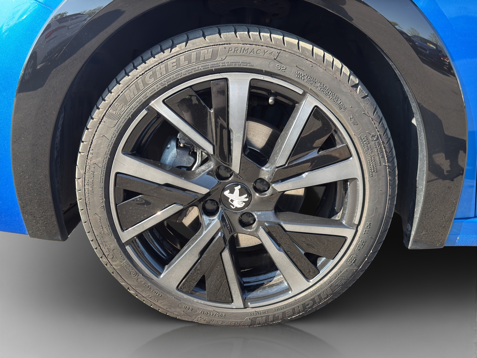 PEUGEOT 208 1.2 PureTech GT Pack EAT8-image-13