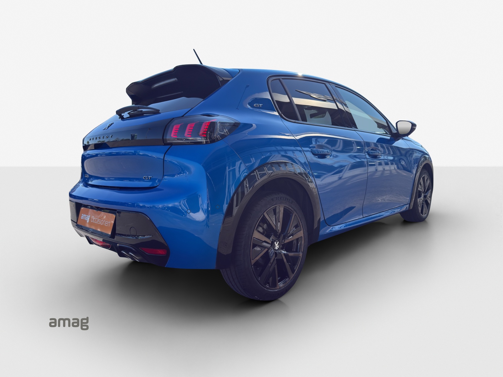 PEUGEOT 208 1.2 PureTech GT Pack EAT8-image-4