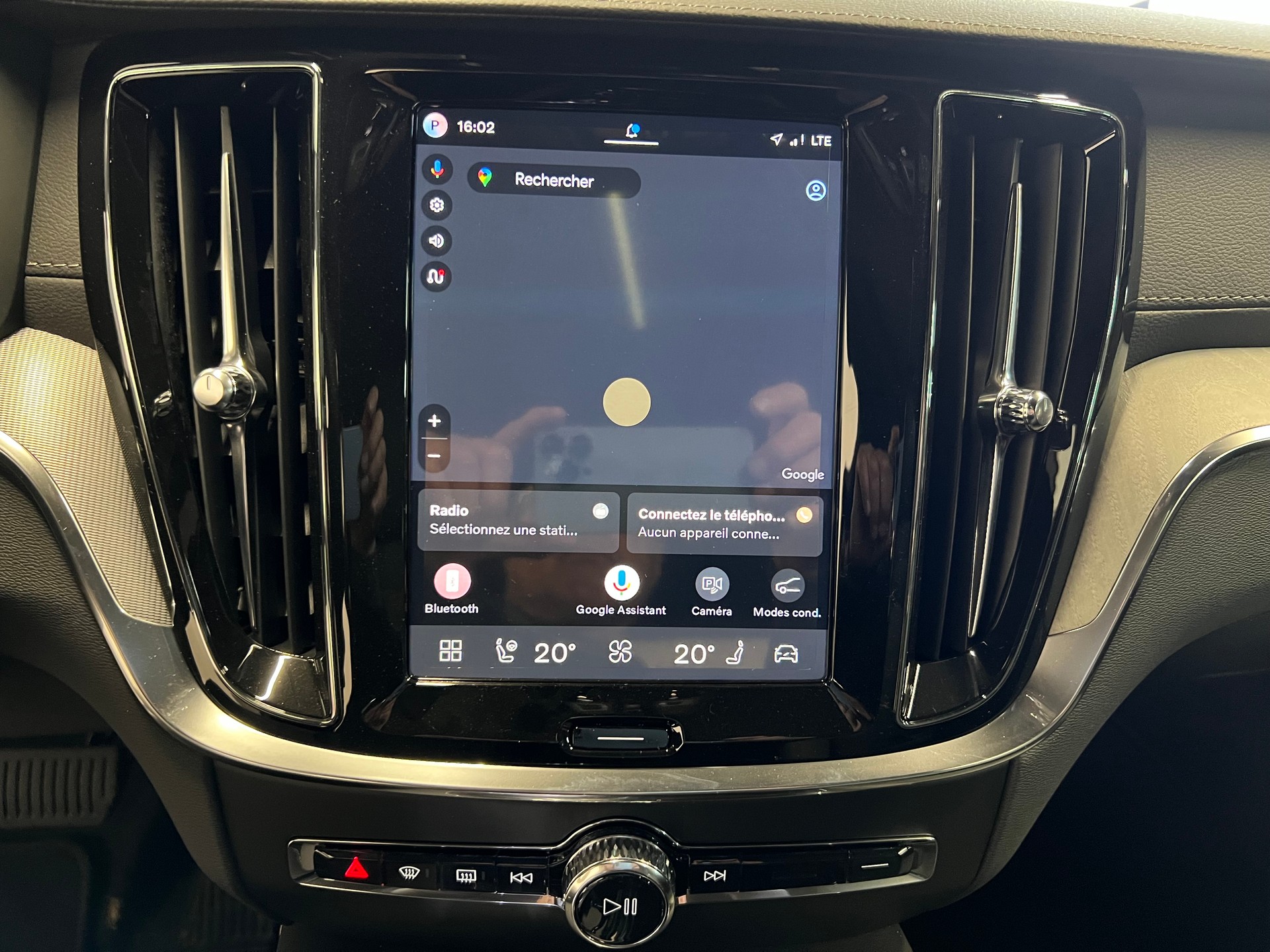 VOLVO V60 2.0 T6 TE Ultra Dark eAWD-image-9